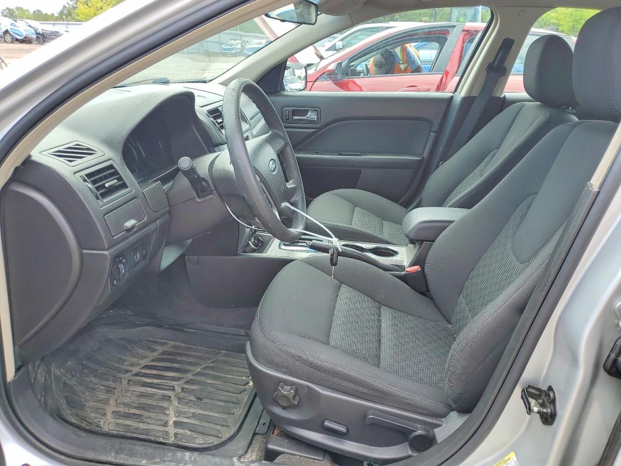 2010 Ford Fusion Se Silver vin: 3FAHP0HA6AR289484