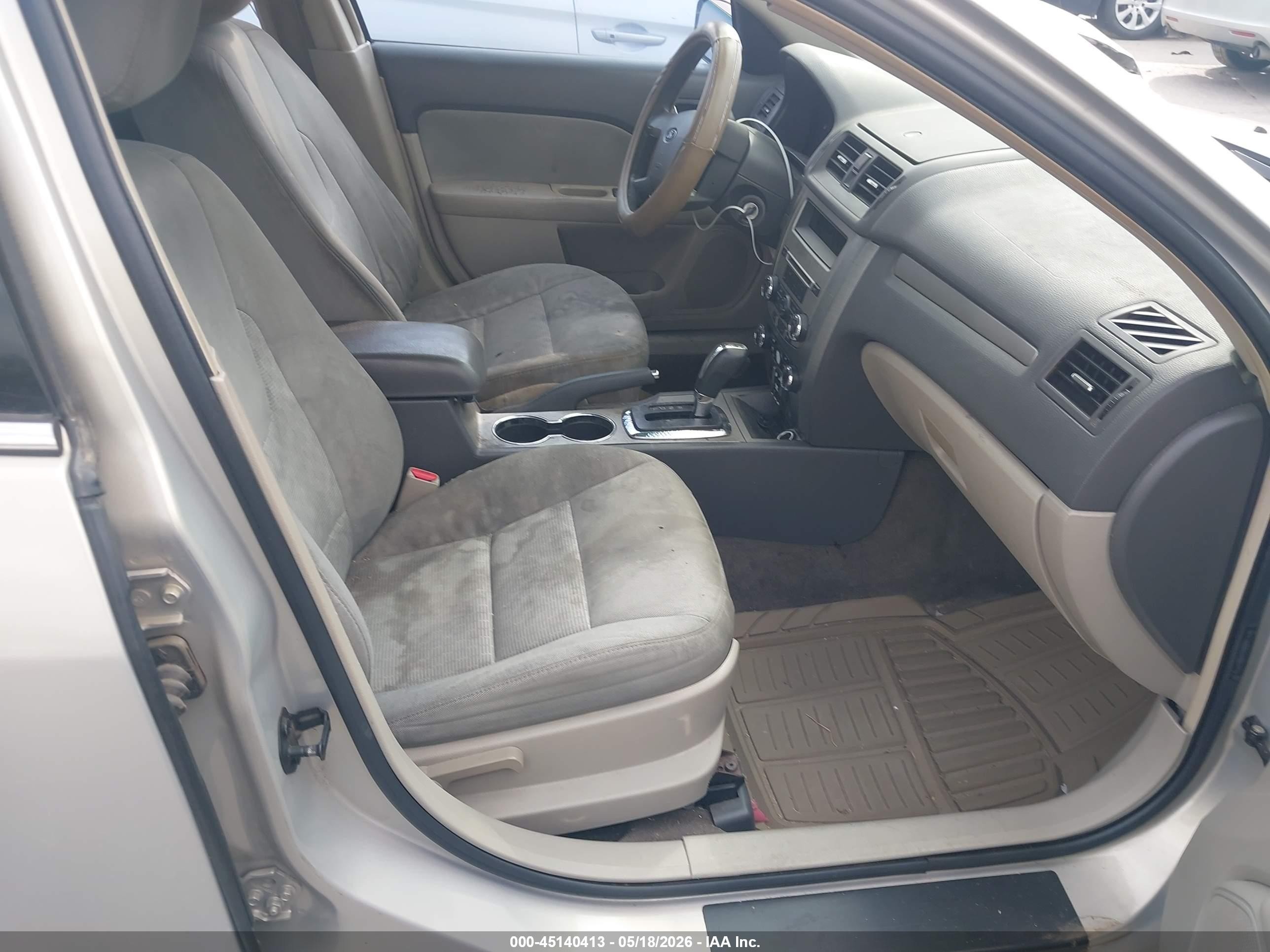 2010 Ford Fusion Se Серебряный vin: 3FAHP0HA6AR292210