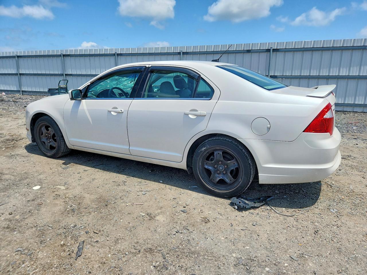 2010 Ford Fusion Se Белый vin: 3FAHP0HA6AR323441