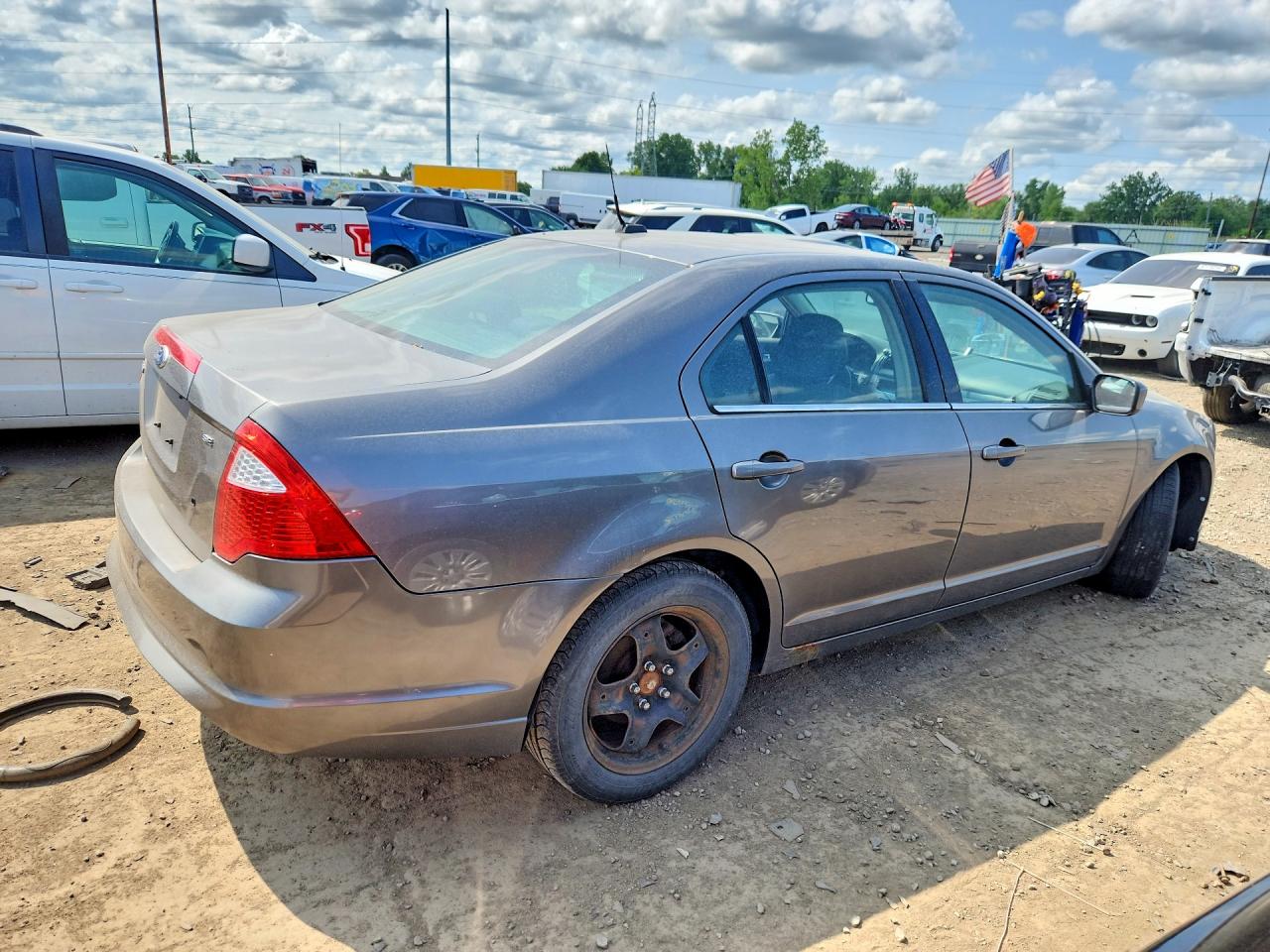 2010 Ford Fusion Se Серый vin: 3FAHP0HA6AR384644