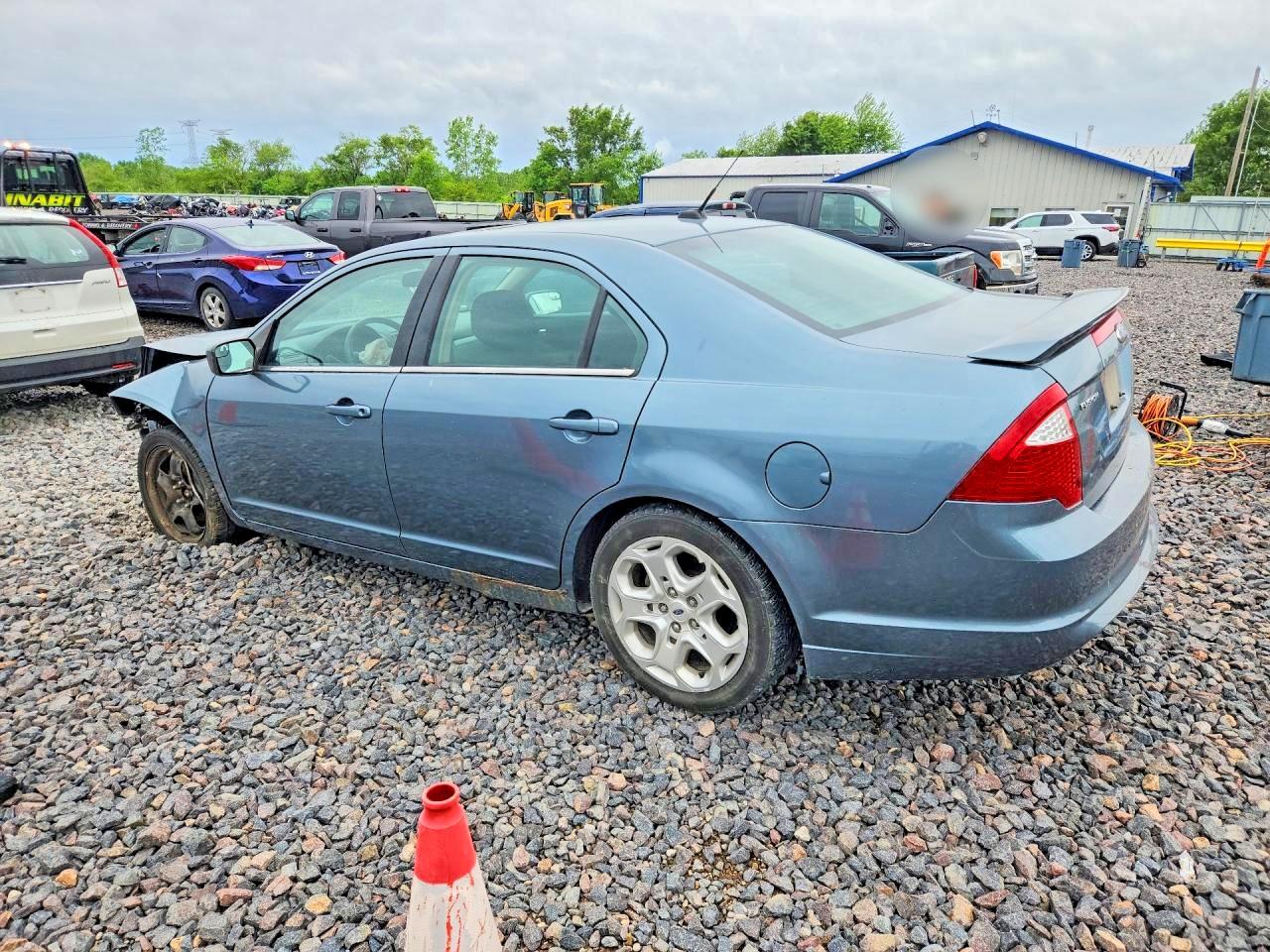 2011 Ford Fusion Gray vin: 3FAHP0HA6BR126108