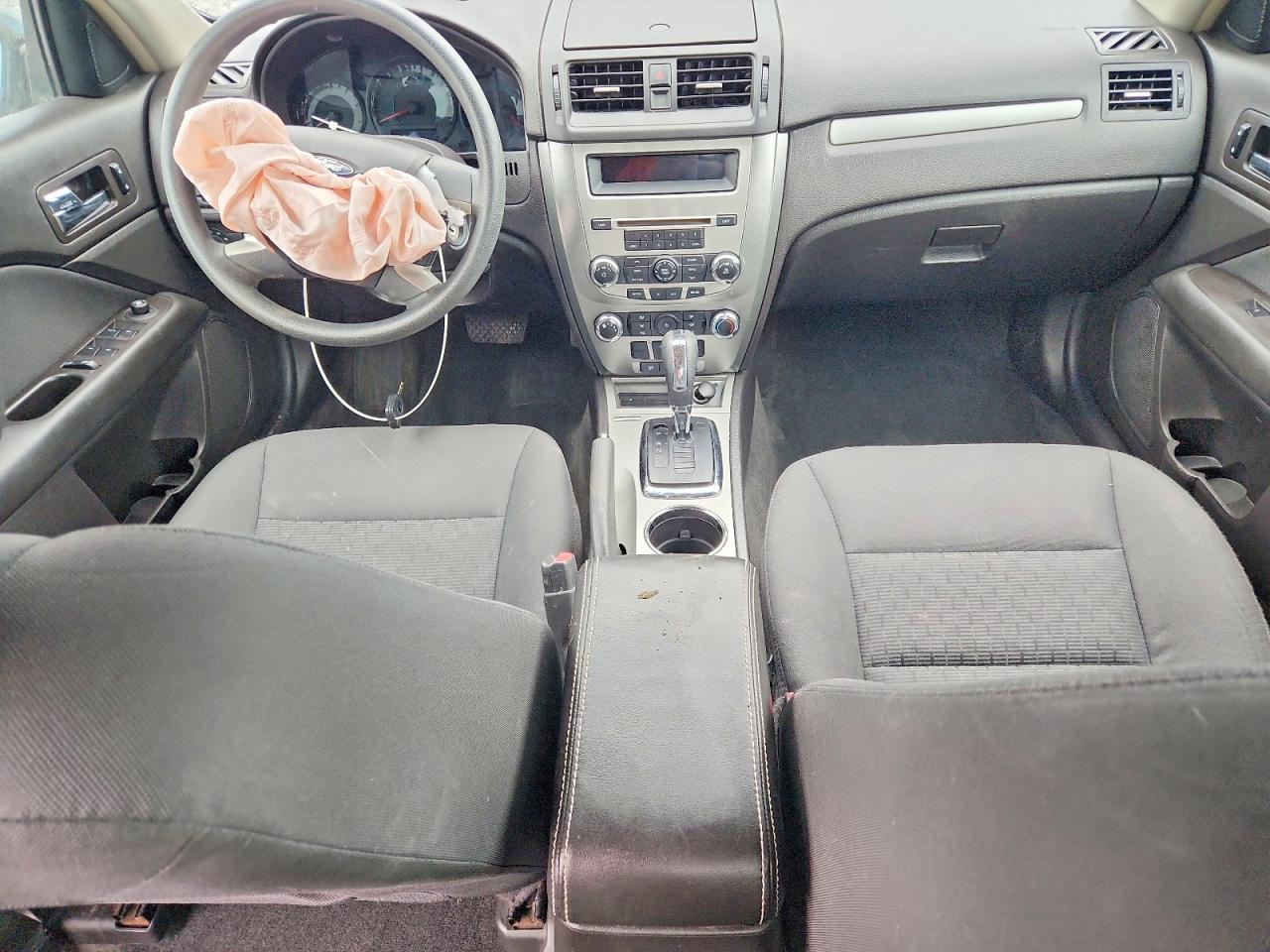 2011 Ford Fusion Gray vin: 3FAHP0HA6BR126108