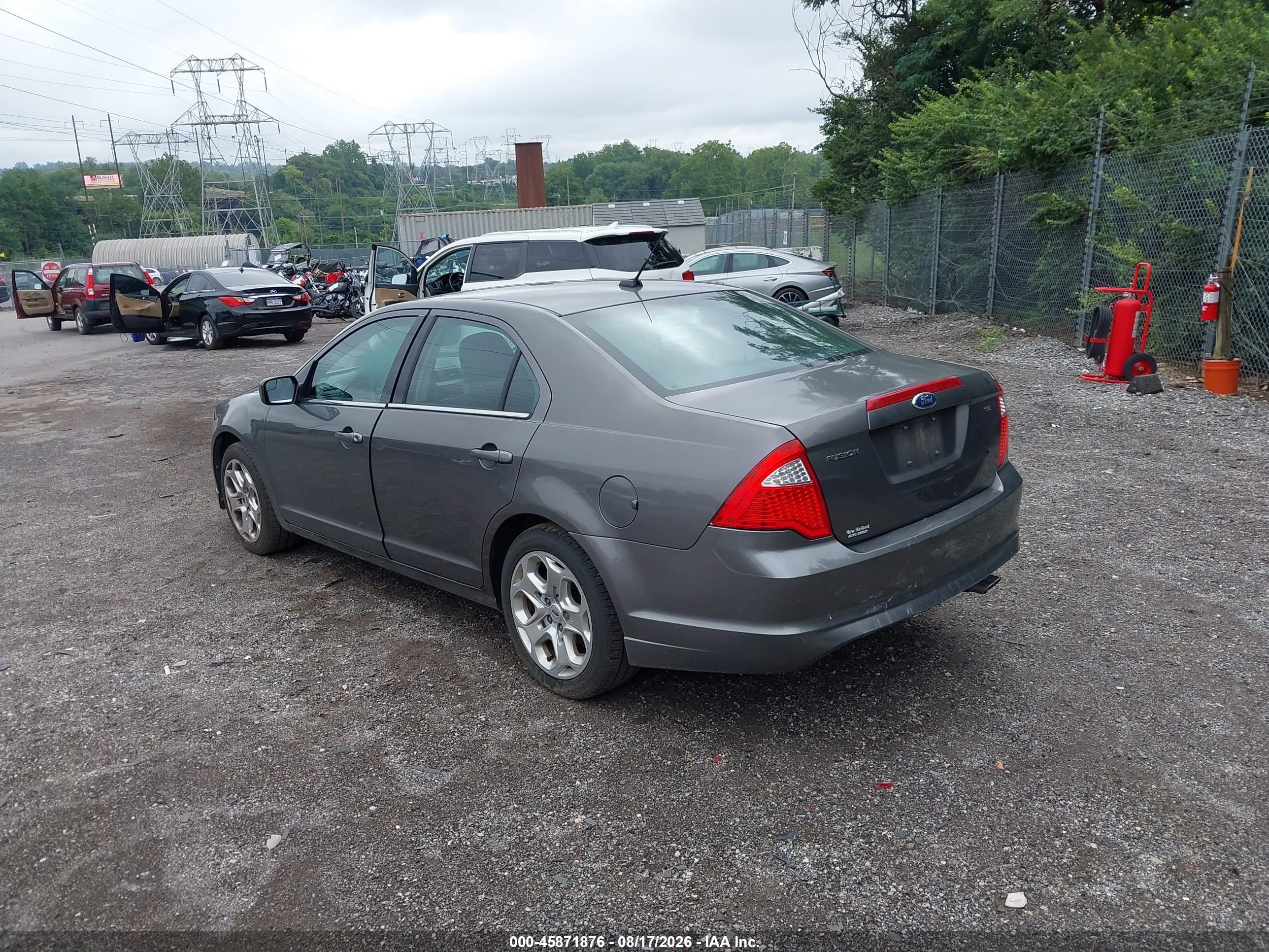 2011 Ford Fusion Se Gray vin: 3FAHP0HA6BR131552