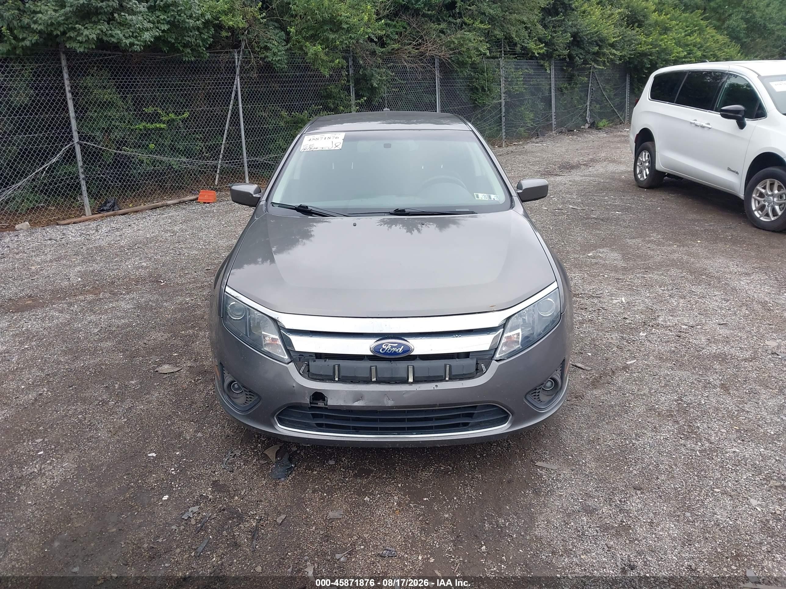 2011 Ford Fusion Se Gray vin: 3FAHP0HA6BR131552