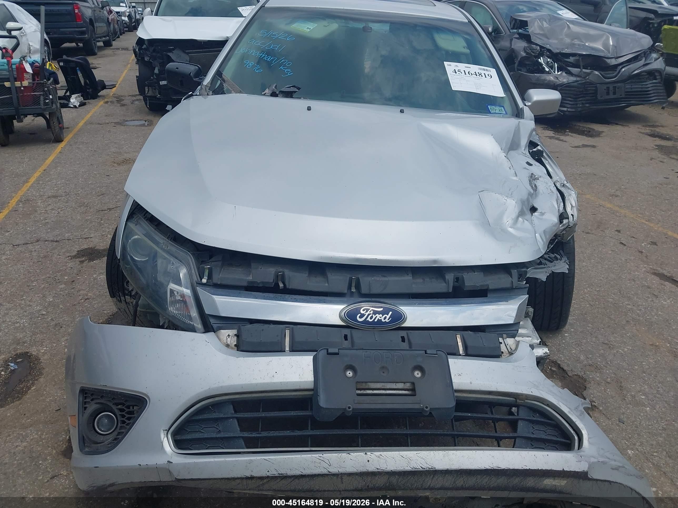 2011 Ford Fusion Se Silver vin: 3FAHP0HA6BR139876