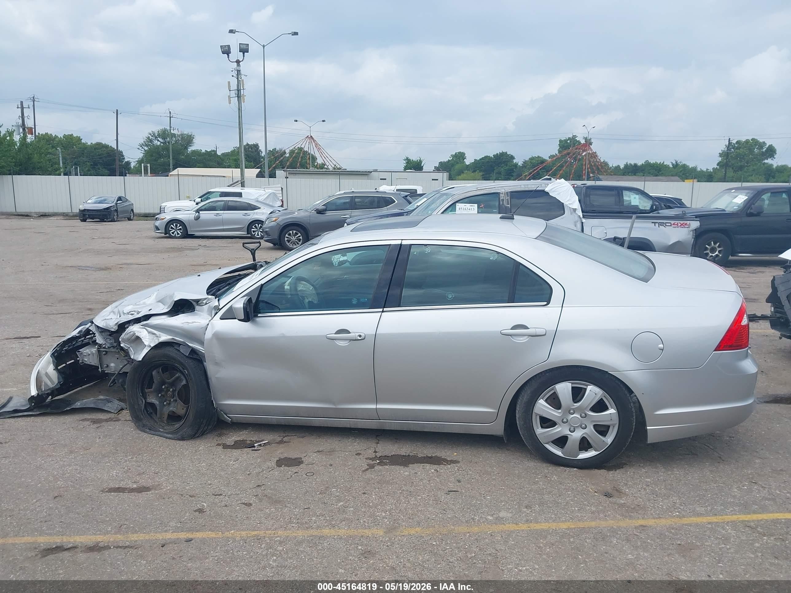 2011 Ford Fusion Se Silver vin: 3FAHP0HA6BR139876