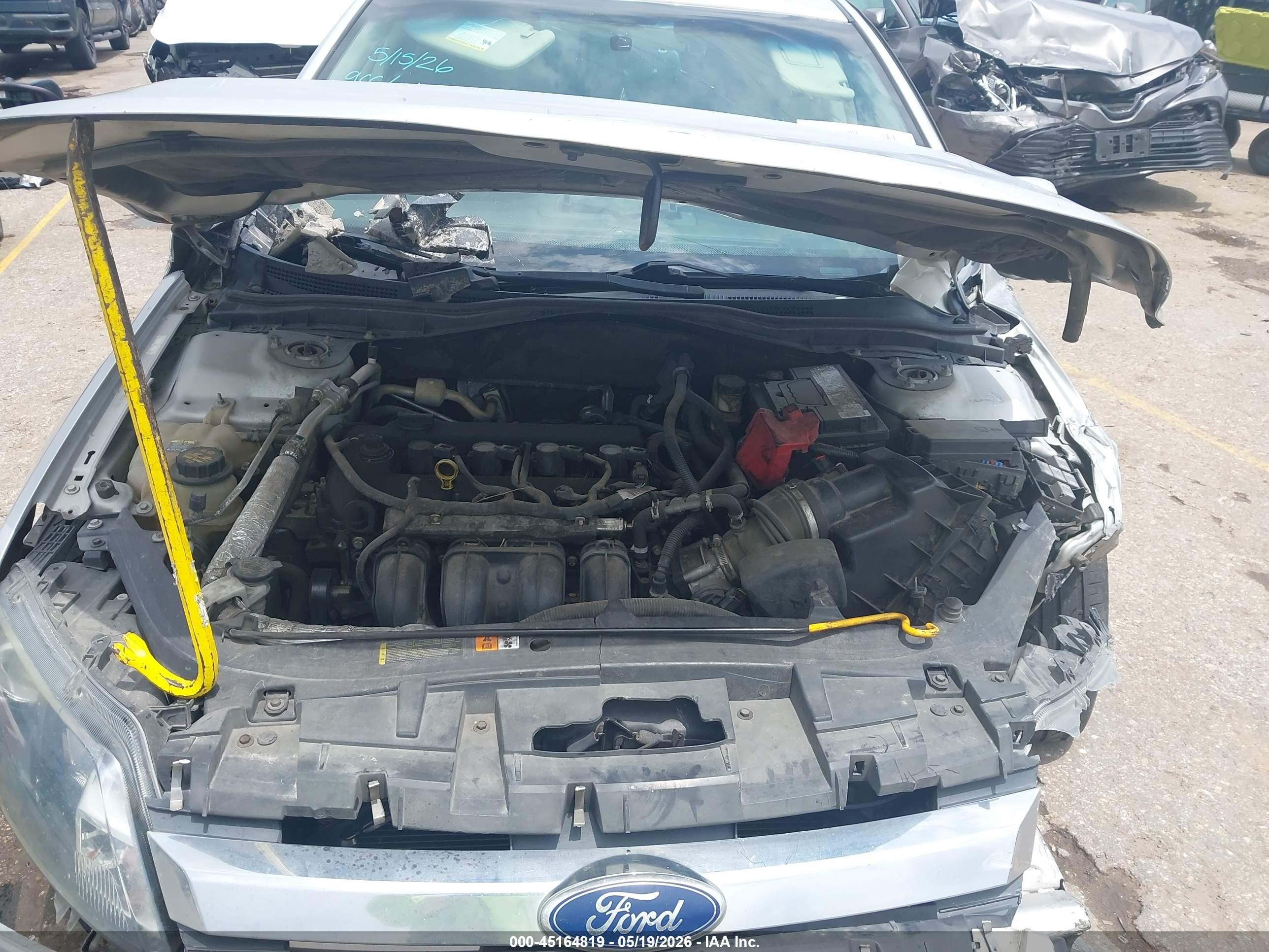 2011 Ford Fusion Se Silver vin: 3FAHP0HA6BR139876