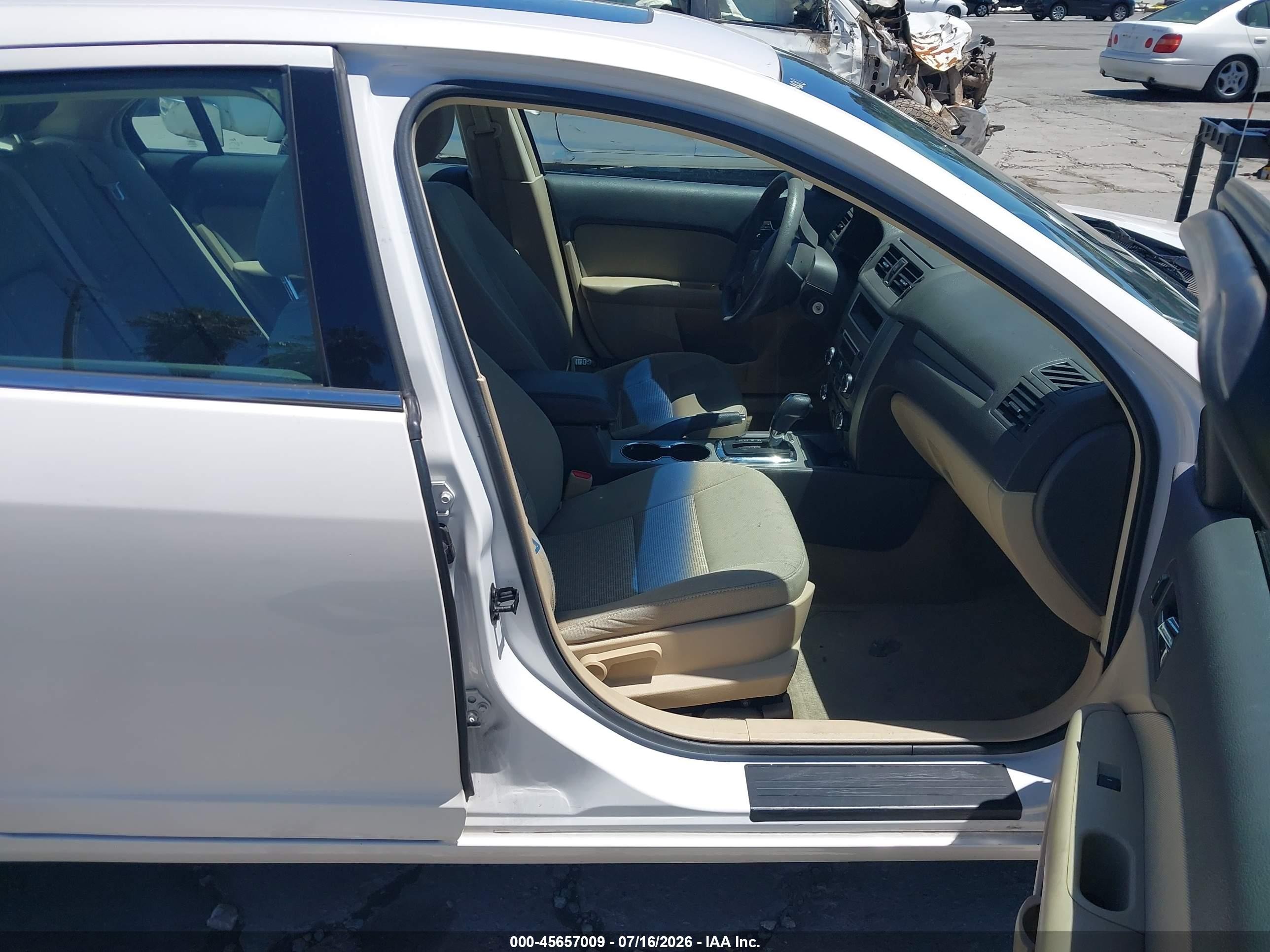 2011 Ford Fusion Se White vin: 3FAHP0HA6BR159349