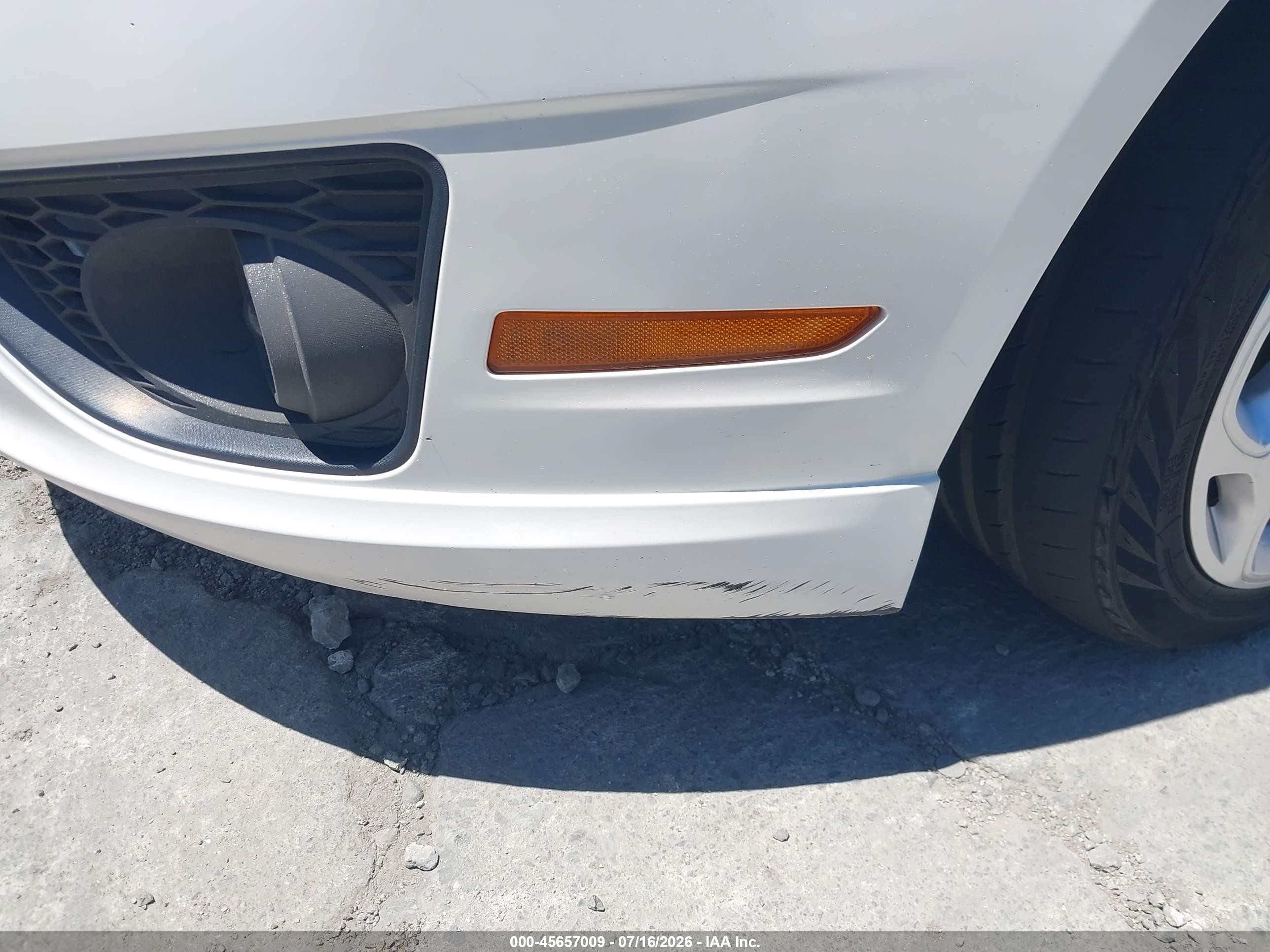 2011 Ford Fusion Se White vin: 3FAHP0HA6BR159349