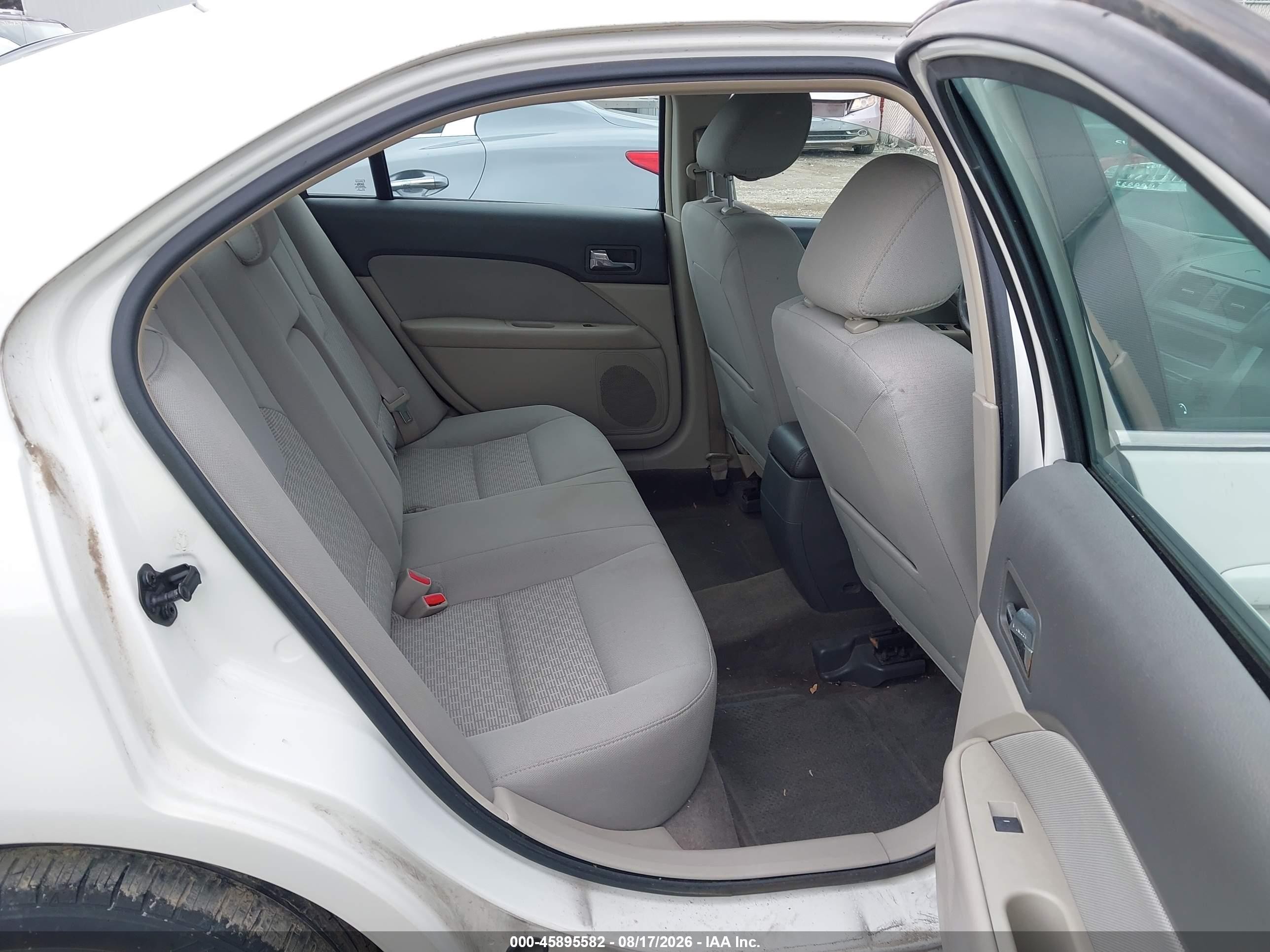 2011 Ford Fusion Se White vin: 3FAHP0HA6BR165006