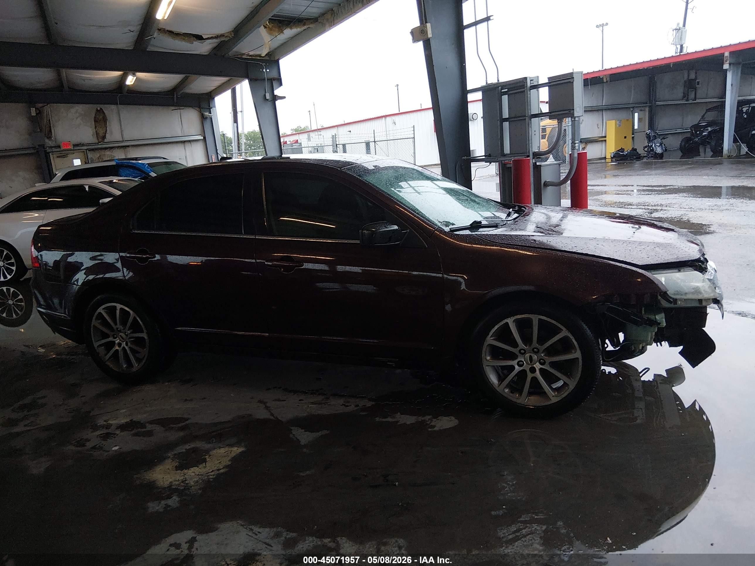 2011 Ford Fusion Se Maroon vin: 3FAHP0HA6BR172716