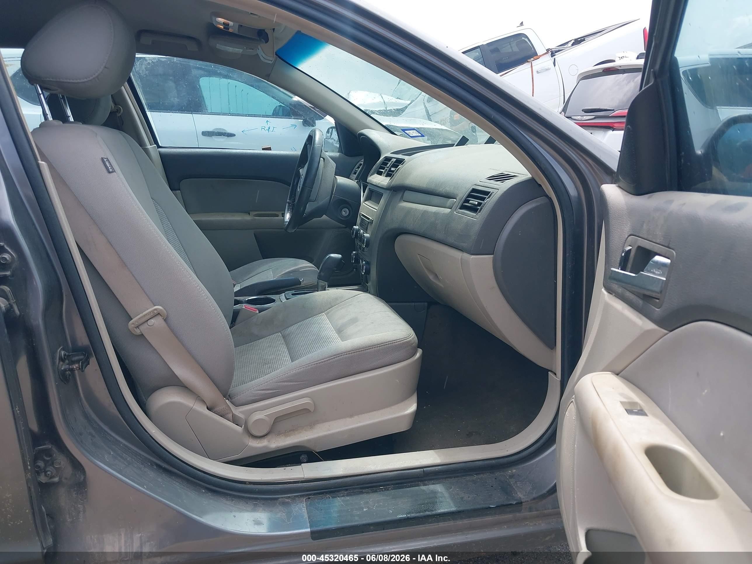 2011 Ford Fusion Se Серый vin: 3FAHP0HA6BR214205