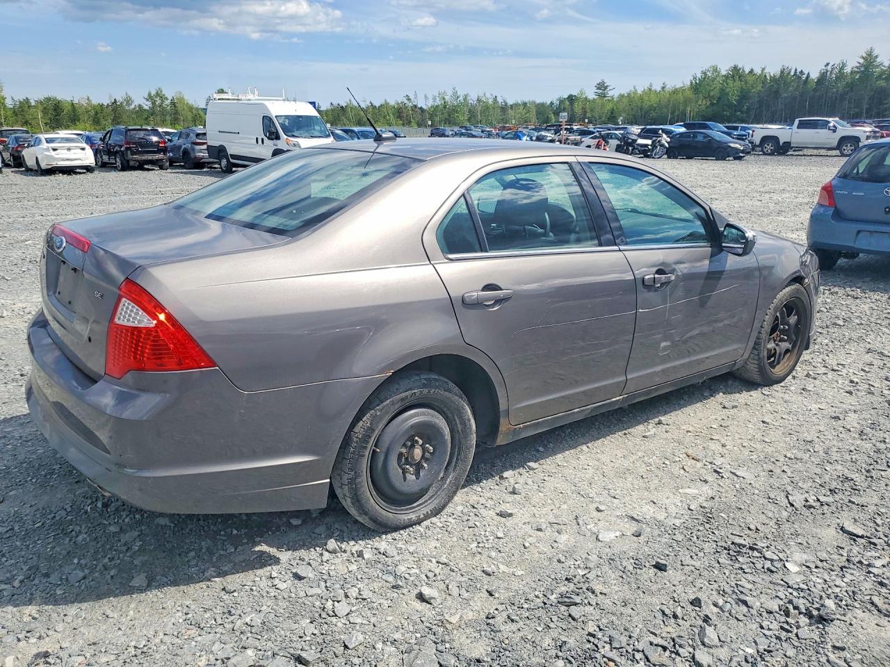 2011 Ford Fusion Se Gray vin: 3FAHP0HA6BR247043