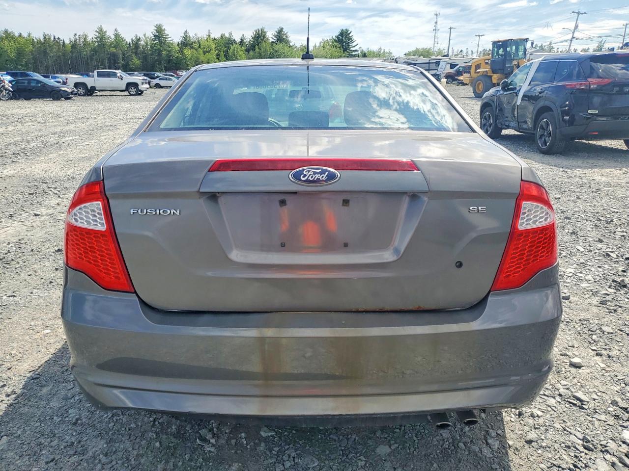 2011 Ford Fusion Se Gray vin: 3FAHP0HA6BR247043