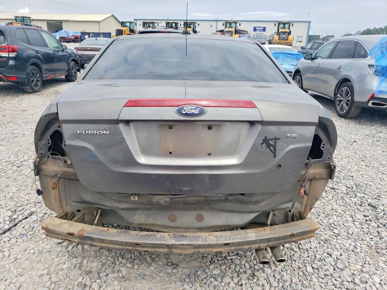 2011 Ford Fusion Se Gray vin: 3FAHP0HA6BR275084