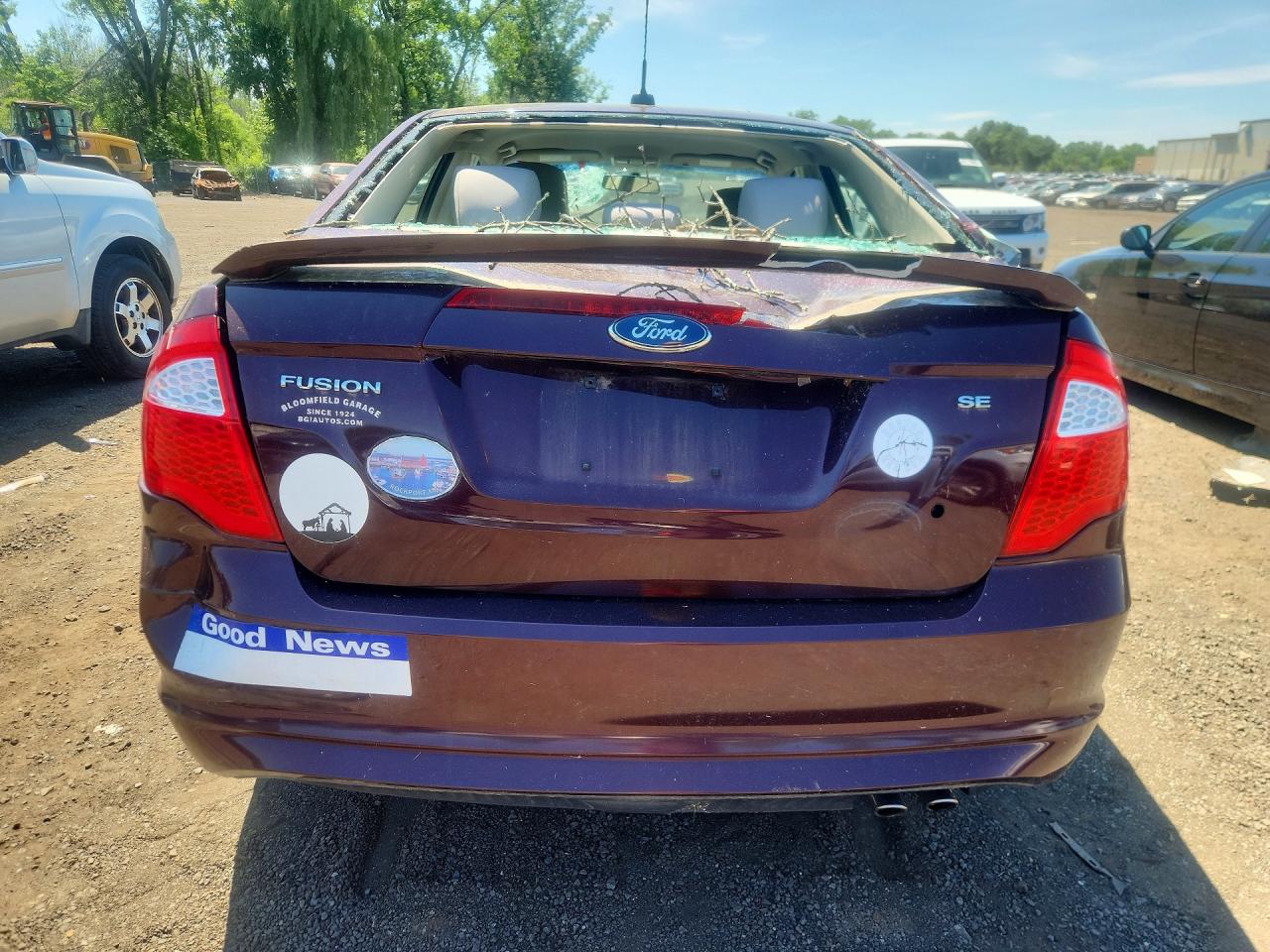 2011 Ford Fusion Se Red vin: 3FAHP0HA6BR277305