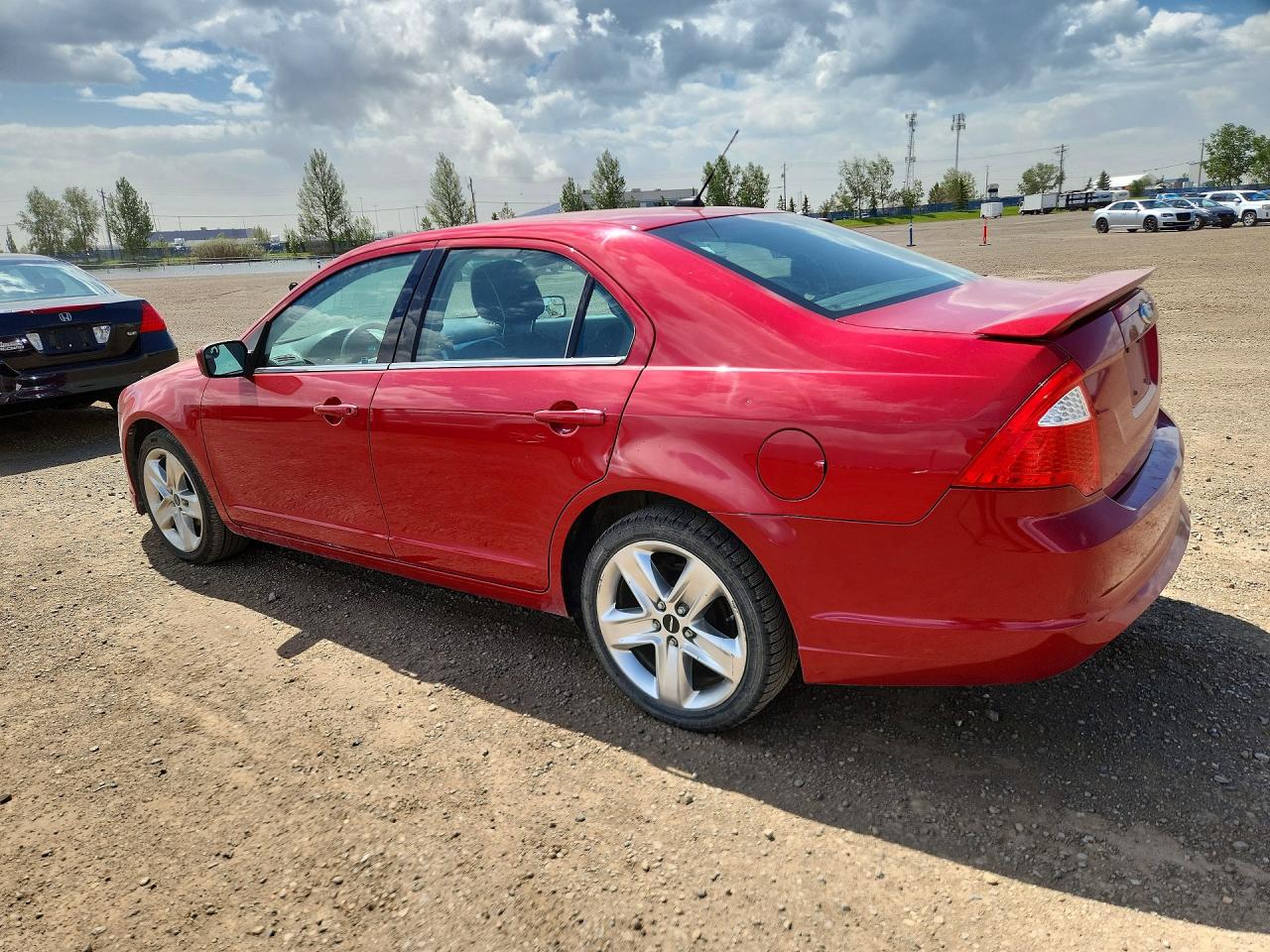 2011 Ford Fusion Se Red vin: 3FAHP0HA6BR282827