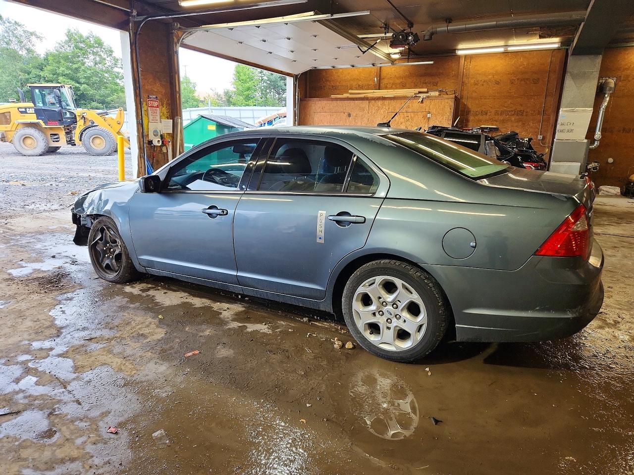2011 Ford Fusion Se Blue vin: 3FAHP0HA6BR295836
