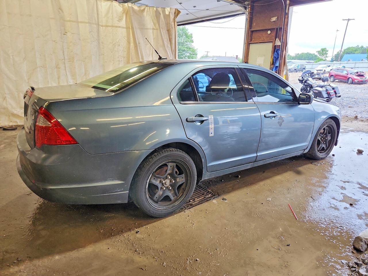2011 Ford Fusion Se Blue vin: 3FAHP0HA6BR295836