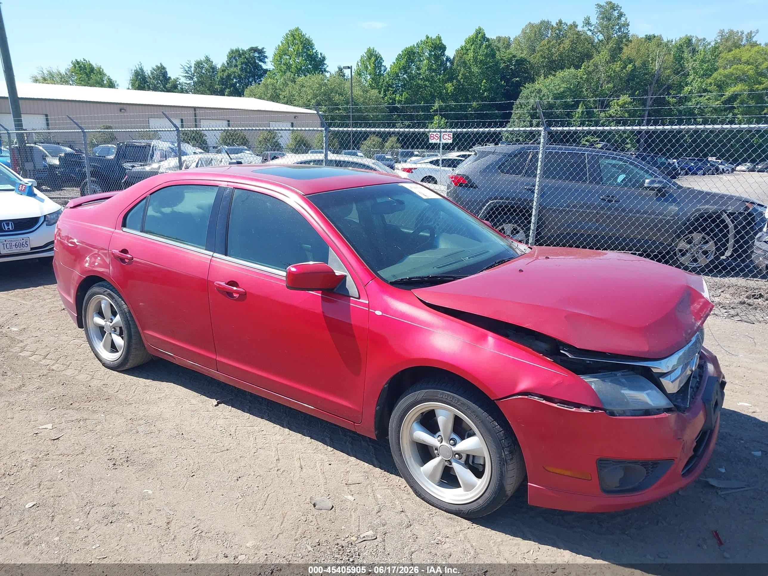 2011 Ford Fusion Se Red vin: 3FAHP0HA6BR316555
