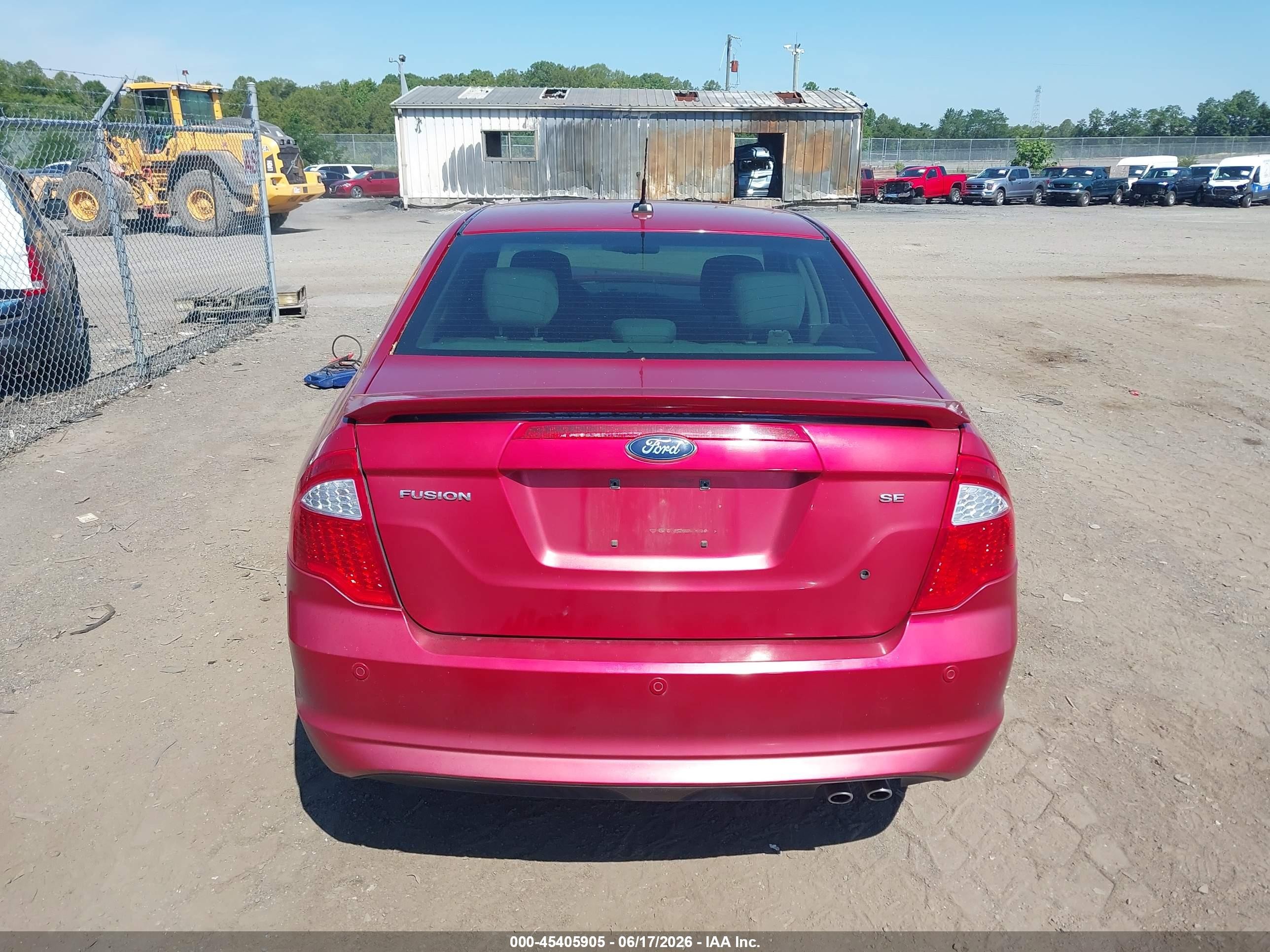 2011 Ford Fusion Se Red vin: 3FAHP0HA6BR316555