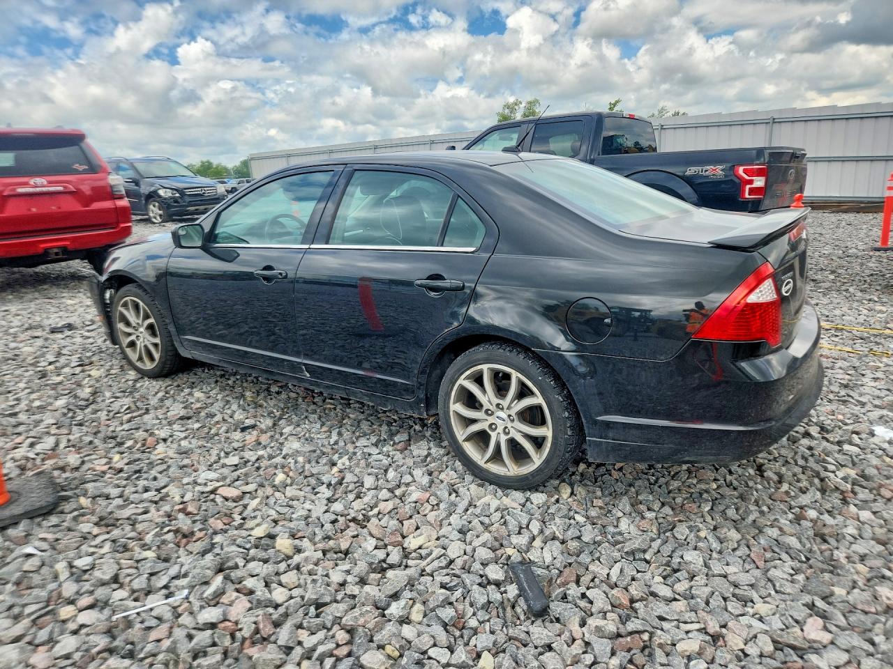 2011 Ford Fusion Se Black vin: 3FAHP0HA6BR317916