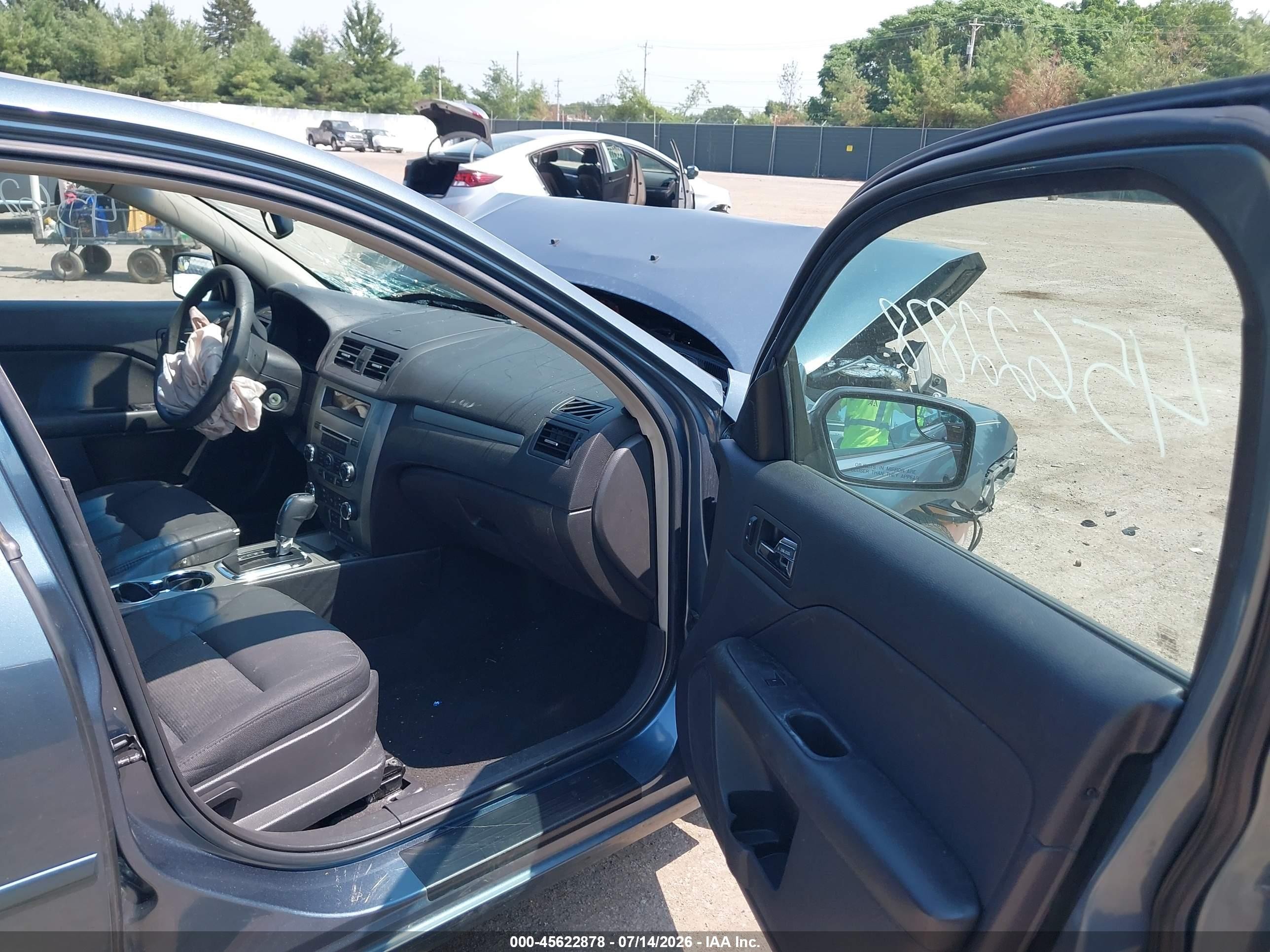 2011 Ford Fusion Se Light Blue vin: 3FAHP0HA6BR334604