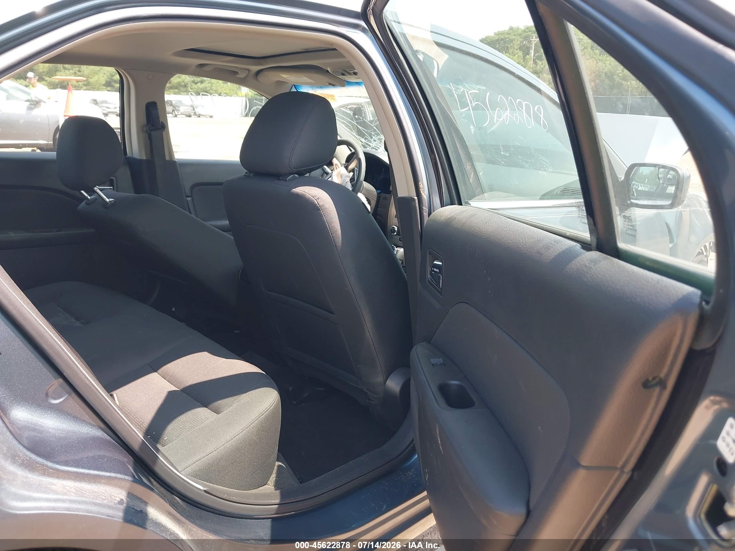 2011 Ford Fusion Se Light Blue vin: 3FAHP0HA6BR334604