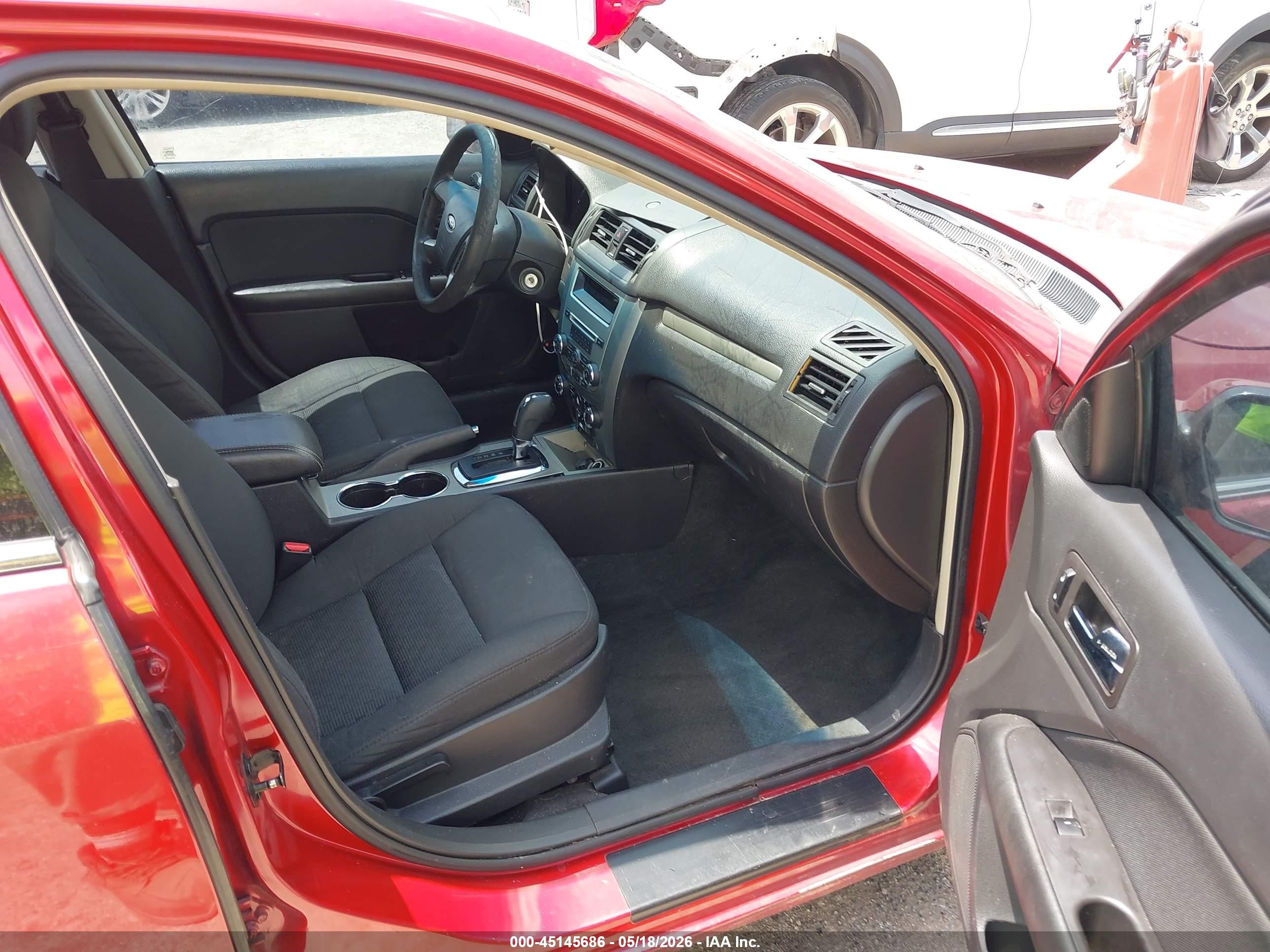 2011 Ford Fusion Se Red vin: 3FAHP0HA6BR342444