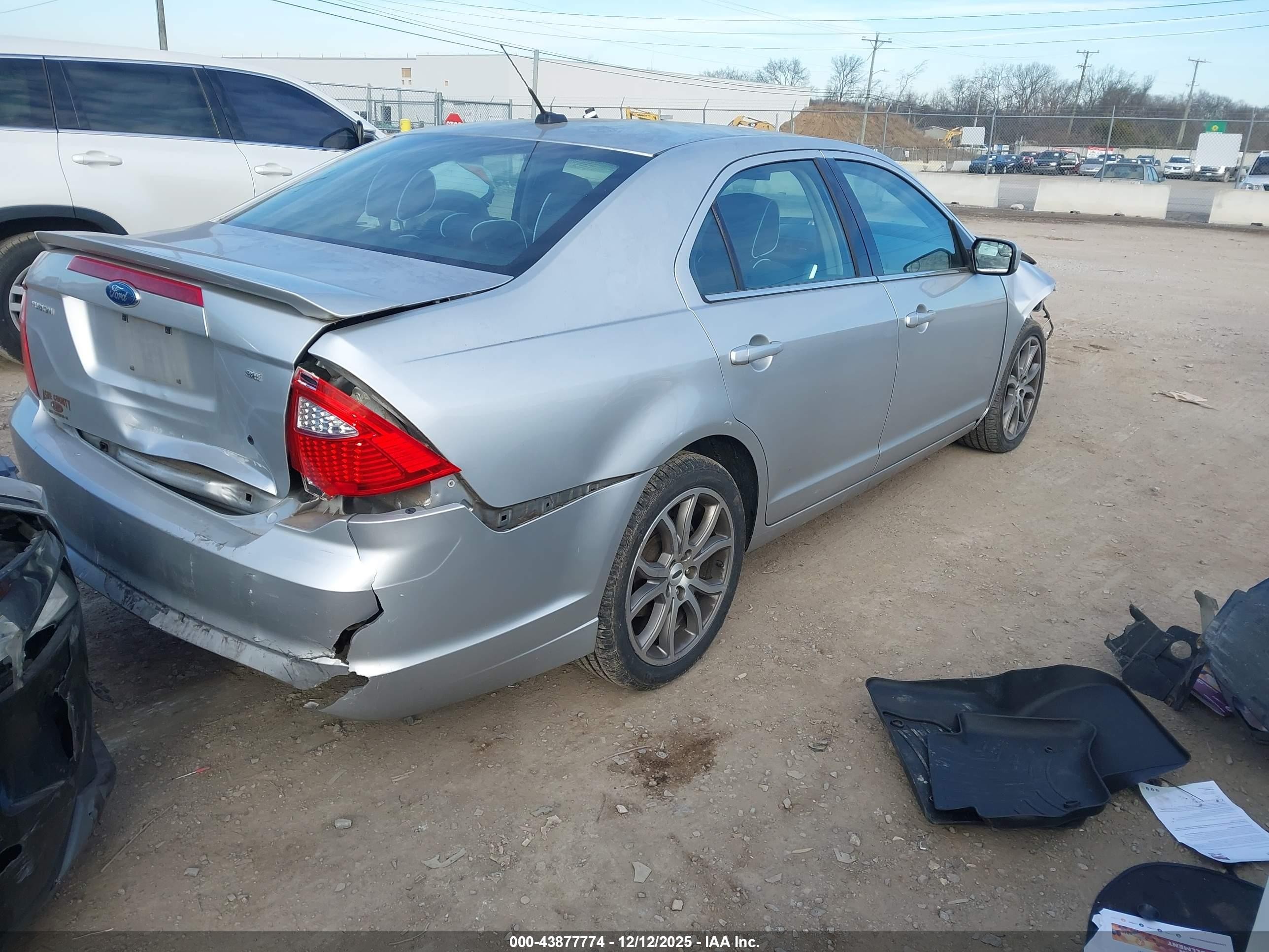 2012 Ford Fusion Se Silver vin: 3FAHP0HA6CR112906