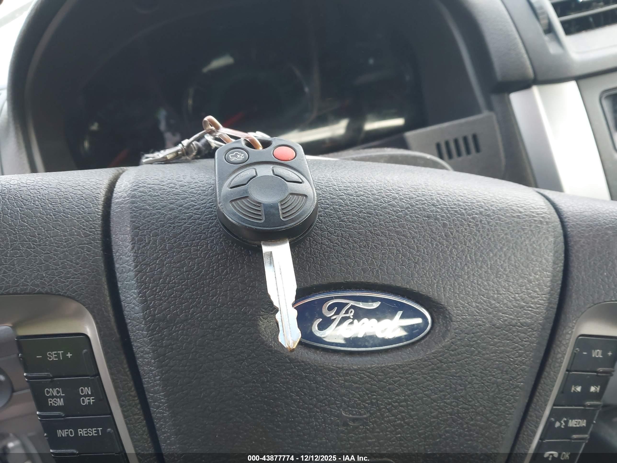 2012 Ford Fusion Se Silver vin: 3FAHP0HA6CR112906