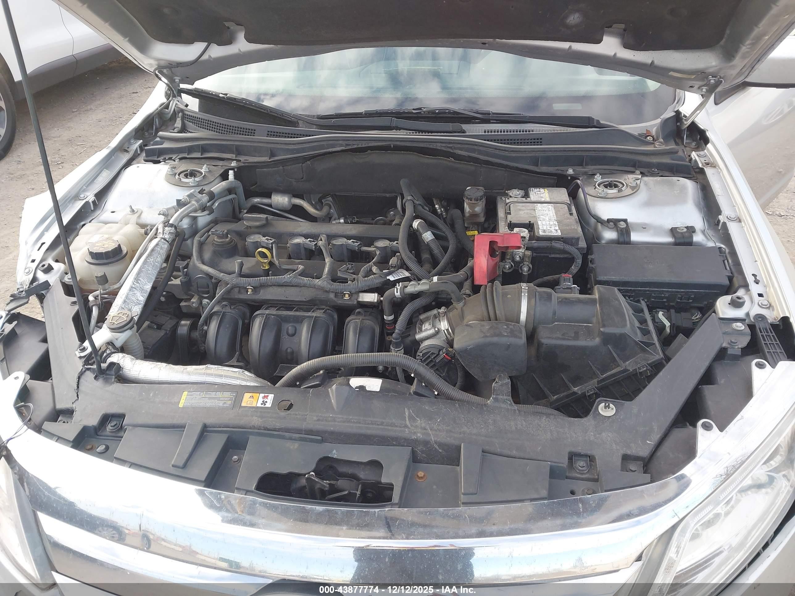 2012 Ford Fusion Se Silver vin: 3FAHP0HA6CR112906