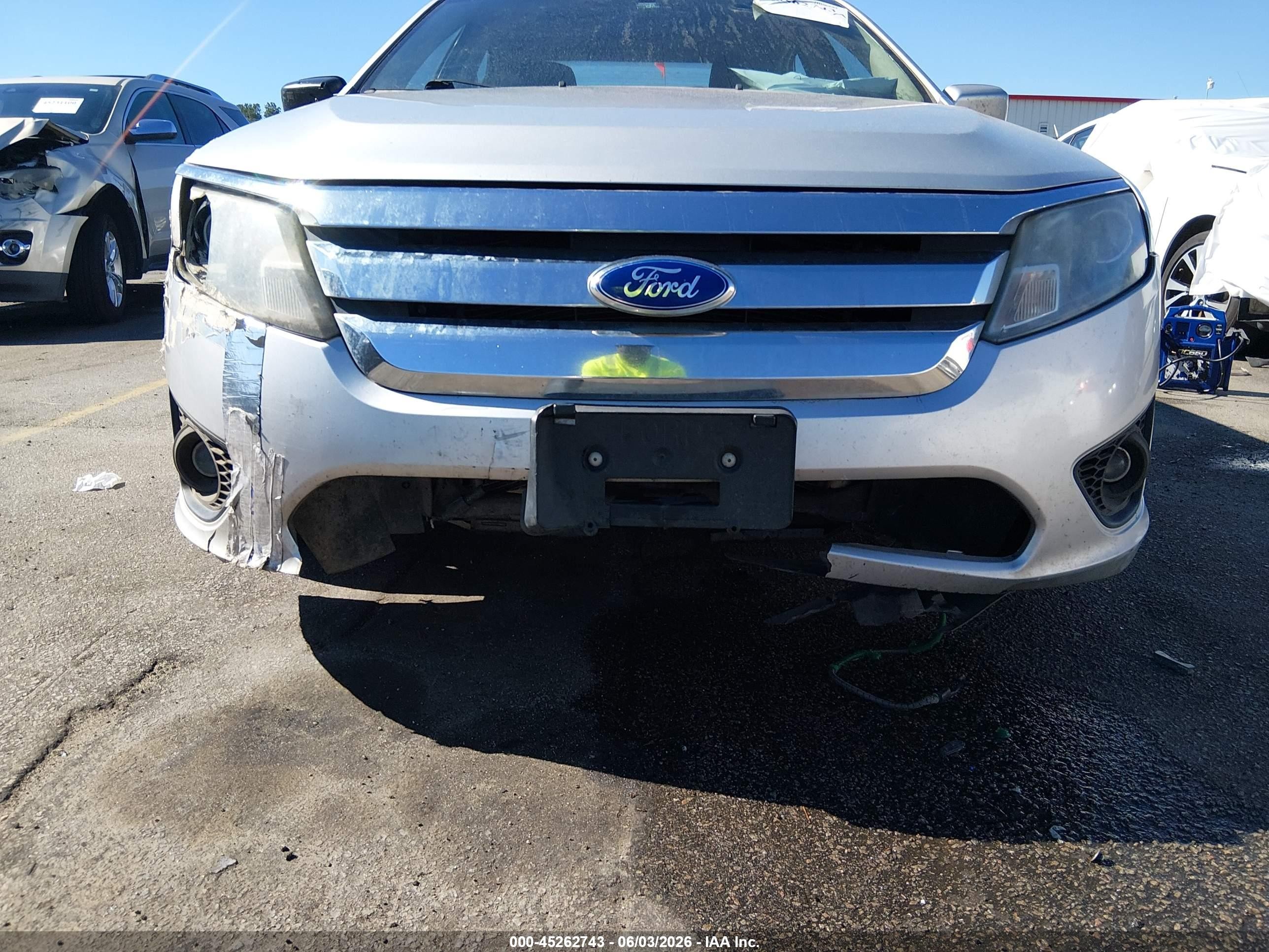 2012 Ford Fusion Se Silver vin: 3FAHP0HA6CR267357