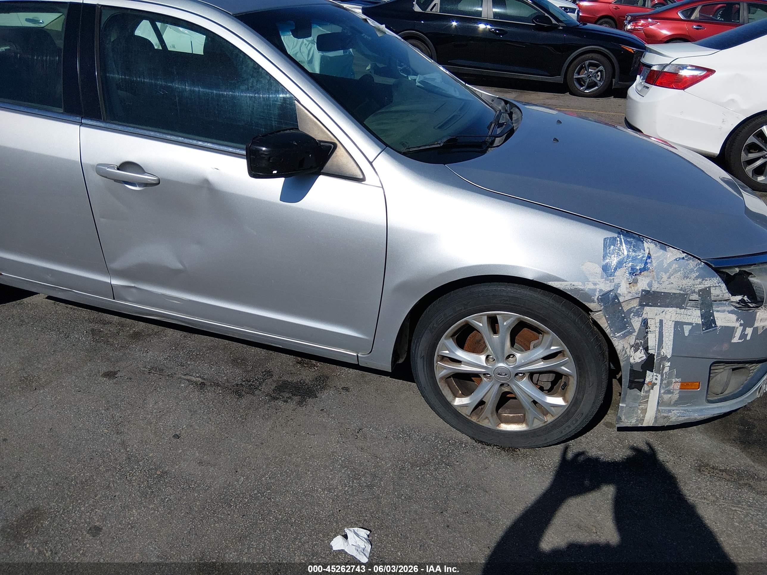 2012 Ford Fusion Se Silver vin: 3FAHP0HA6CR267357