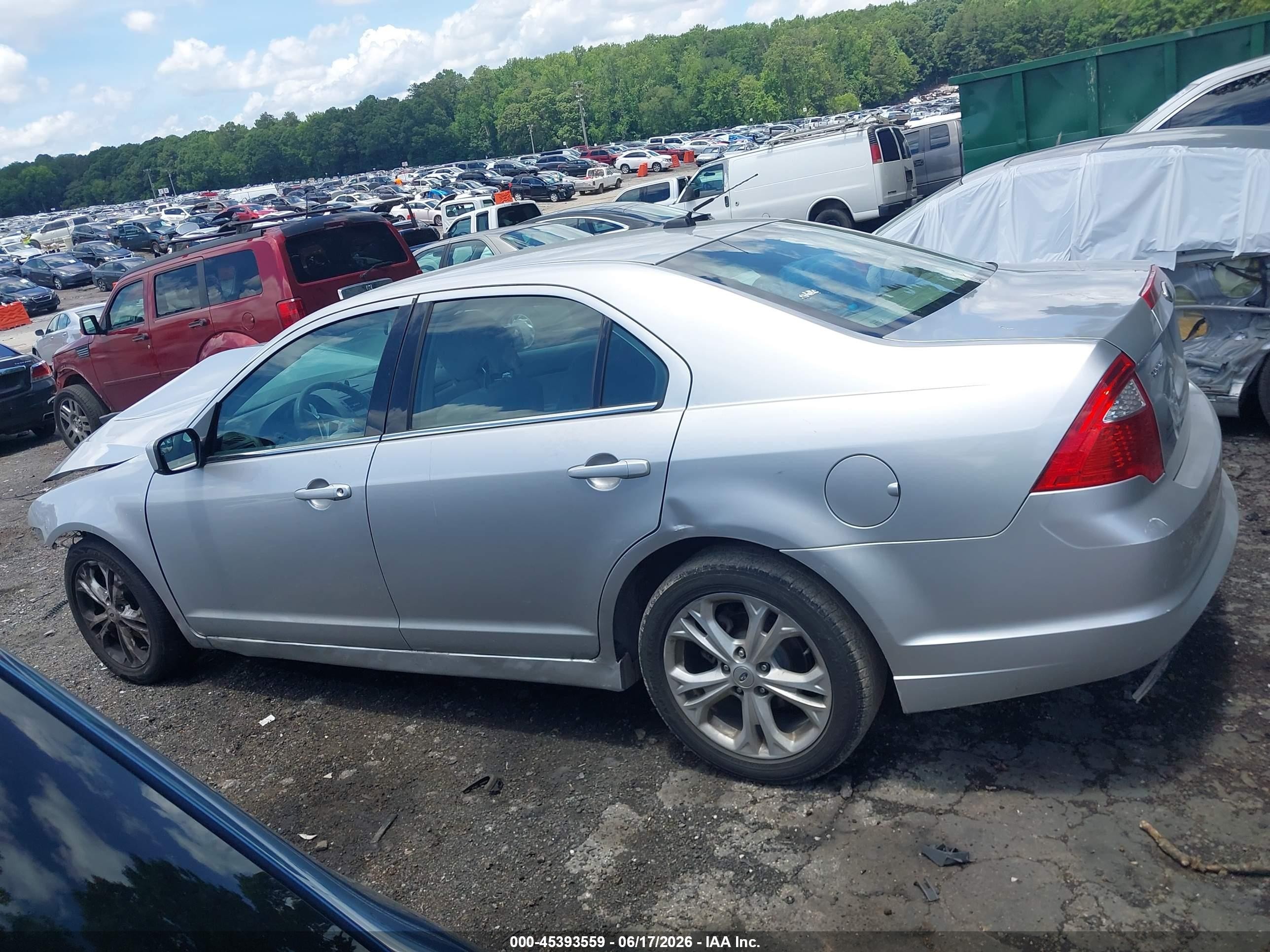 2012 Ford Fusion Se Silver vin: 3FAHP0HA6CR281792