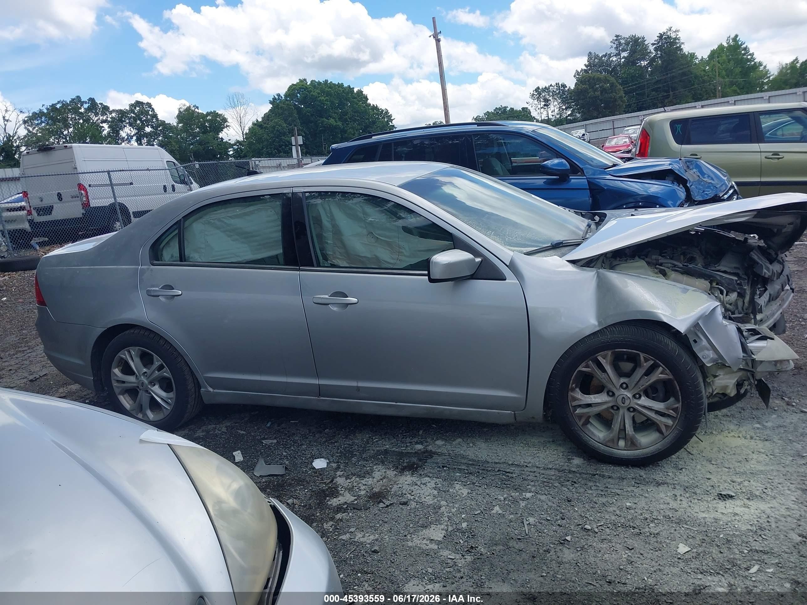 2012 Ford Fusion Se Silver vin: 3FAHP0HA6CR281792