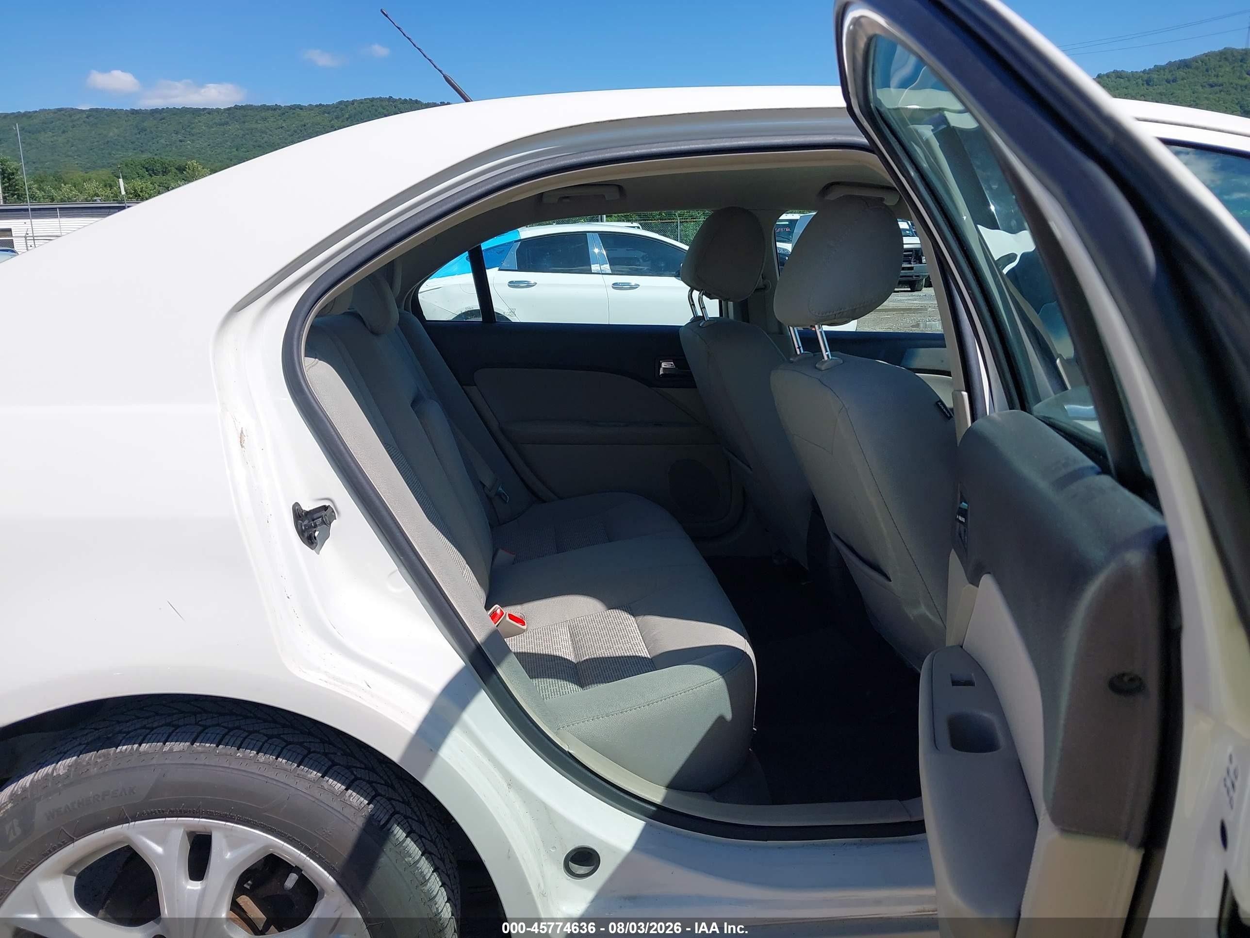 2012 Ford Fusion Se White vin: 3FAHP0HA6CR285194