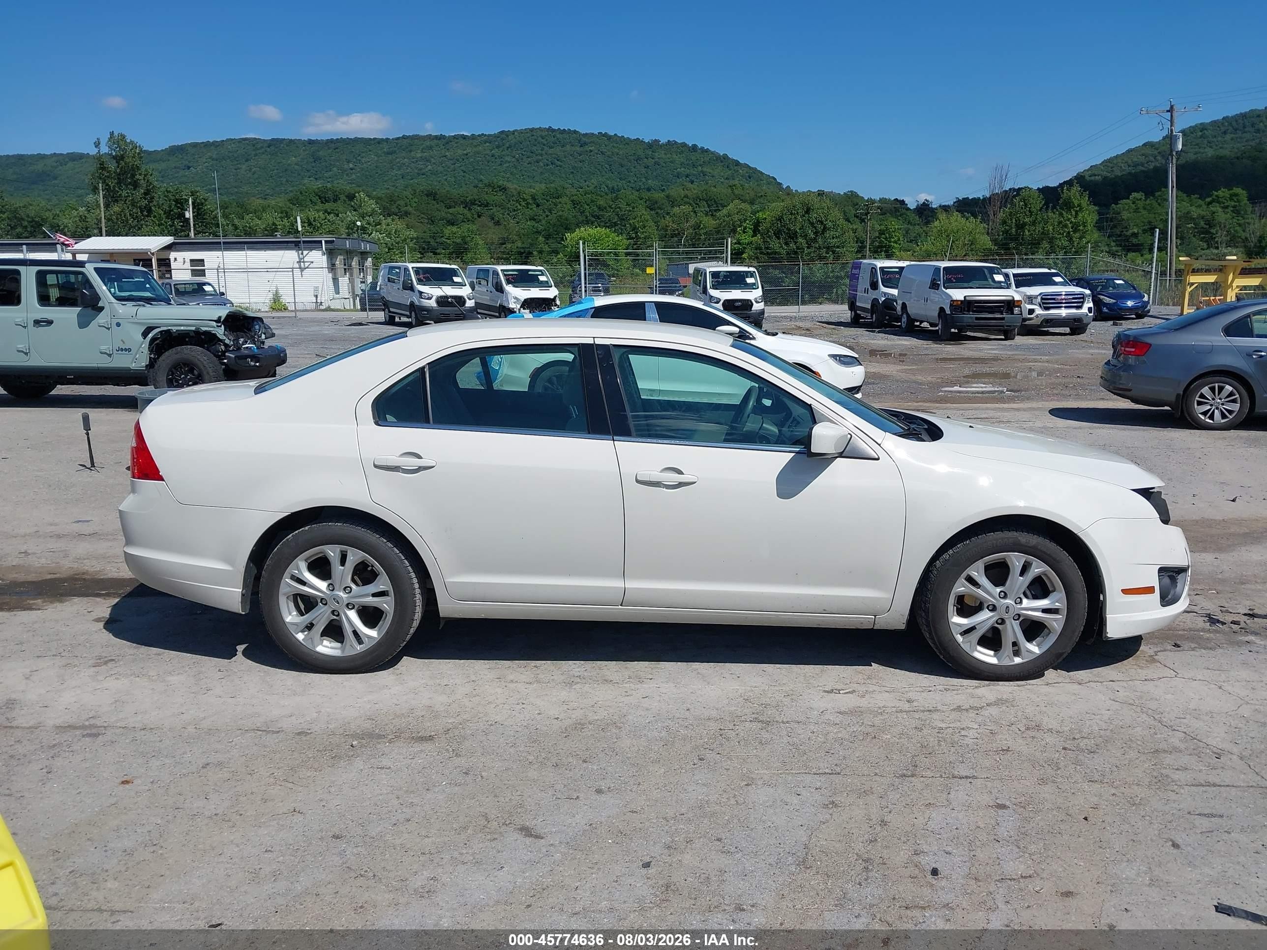 2012 Ford Fusion Se White vin: 3FAHP0HA6CR285194