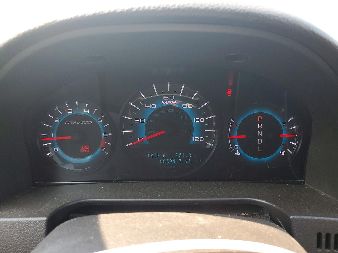 2012 Ford Fusion Se Серебряный vin: 3FAHP0HA6CR319618