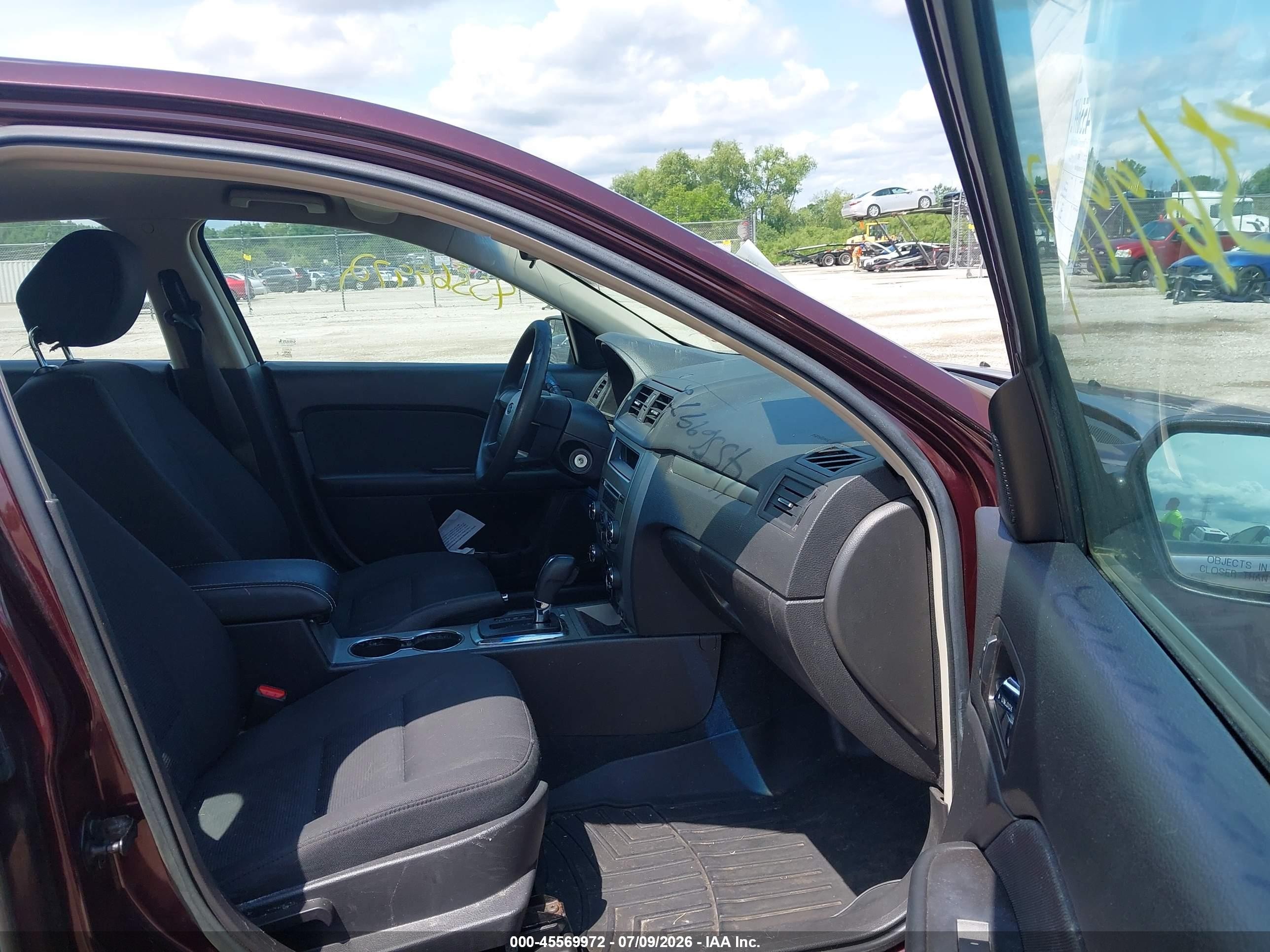 2012 Ford Fusion Se Purple vin: 3FAHP0HA6CR380452