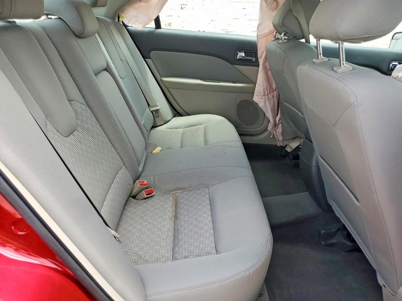 2012 Ford Fusion Se Red vin: 3FAHP0HA6CR427866