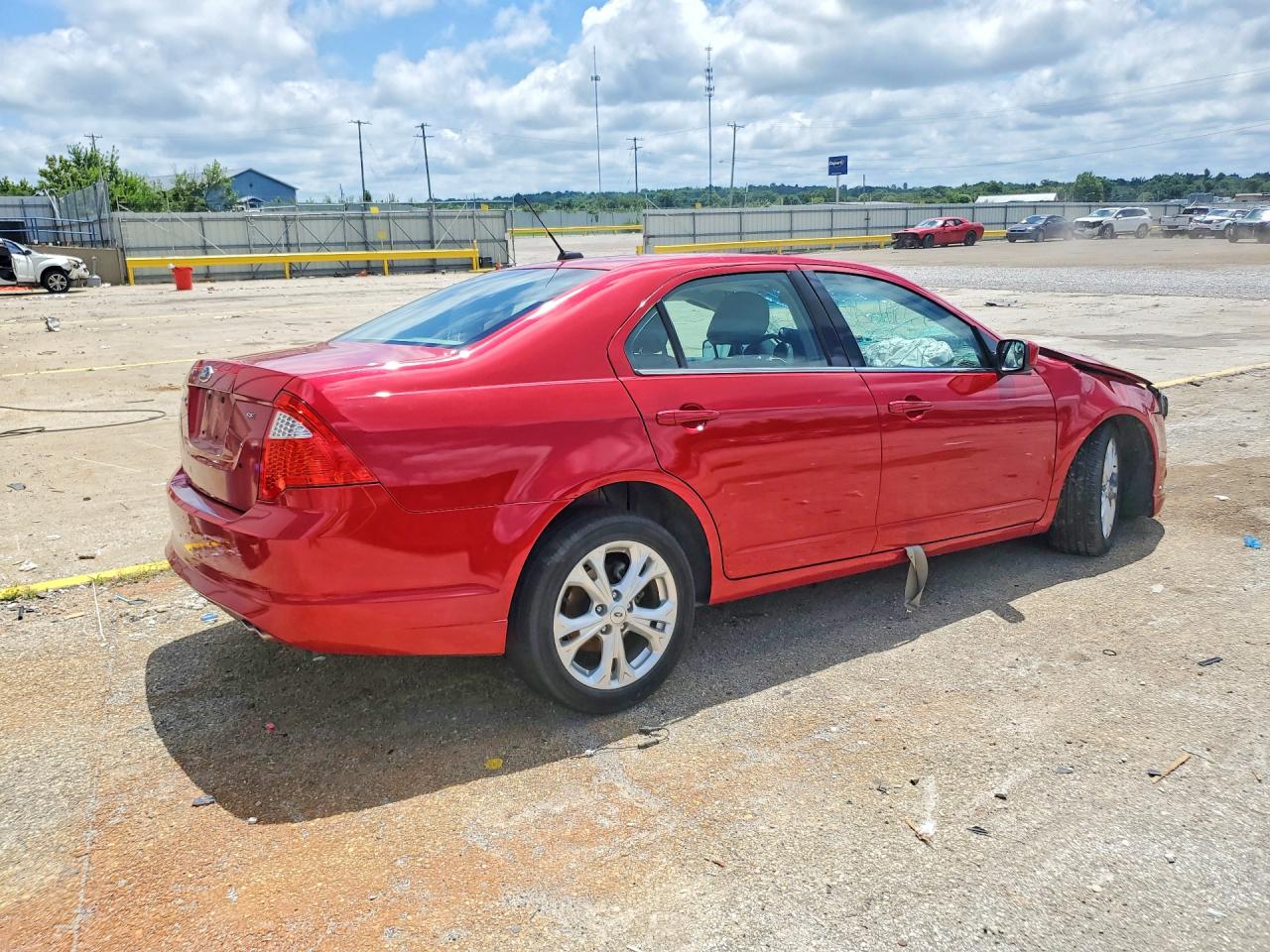 2012 Ford Fusion Se Red vin: 3FAHP0HA6CR427866