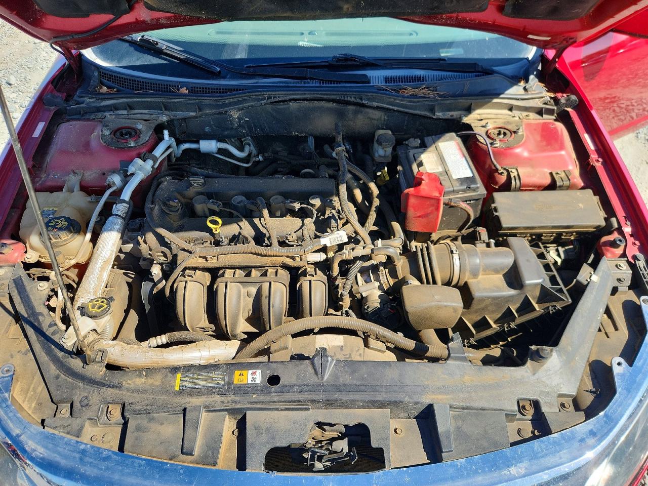 2012 Ford Fusion Se Red vin: 3FAHP0HA6CR444019