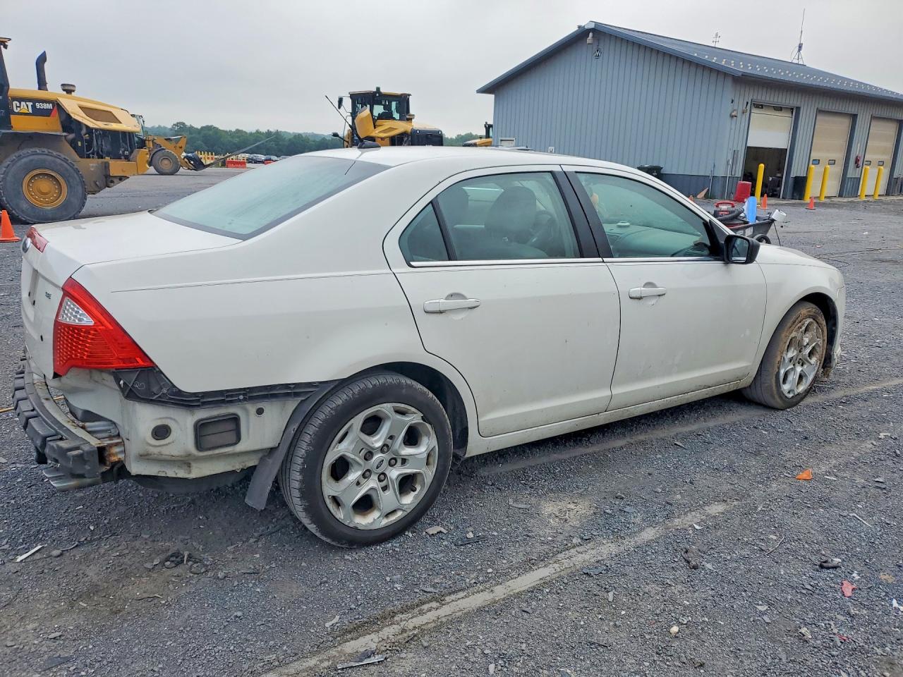 2010 Ford Fusion Se White vin: 3FAHP0HA7AR156782