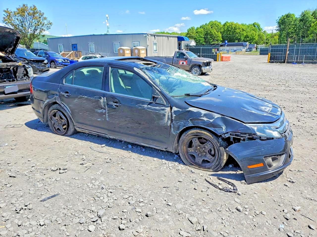 2010 Ford Fusion Se Black vin: 3FAHP0HA7AR211313