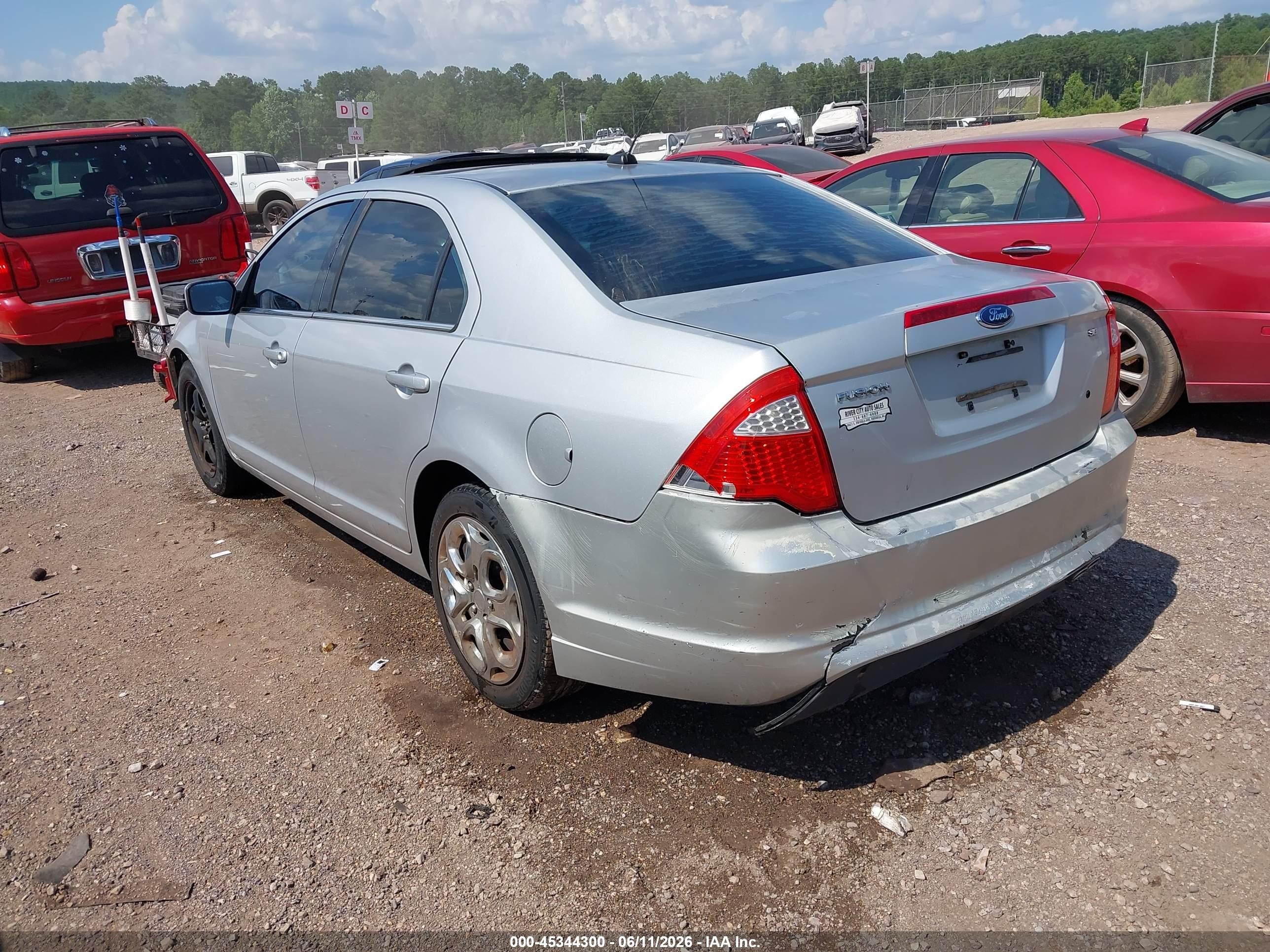 2010 Ford Fusion Se Silver vin: 3FAHP0HA7AR235675