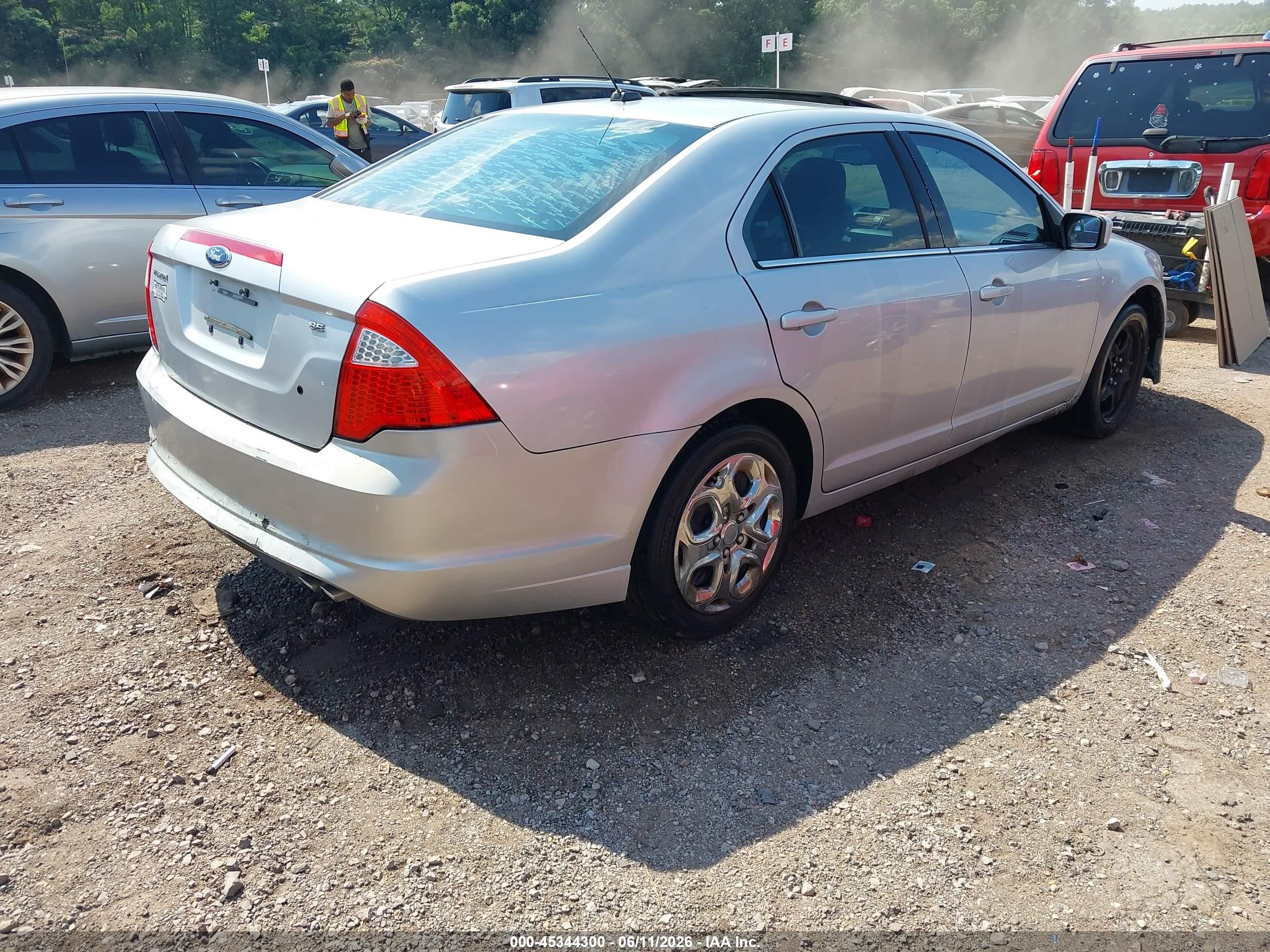 2010 Ford Fusion Se Silver vin: 3FAHP0HA7AR235675