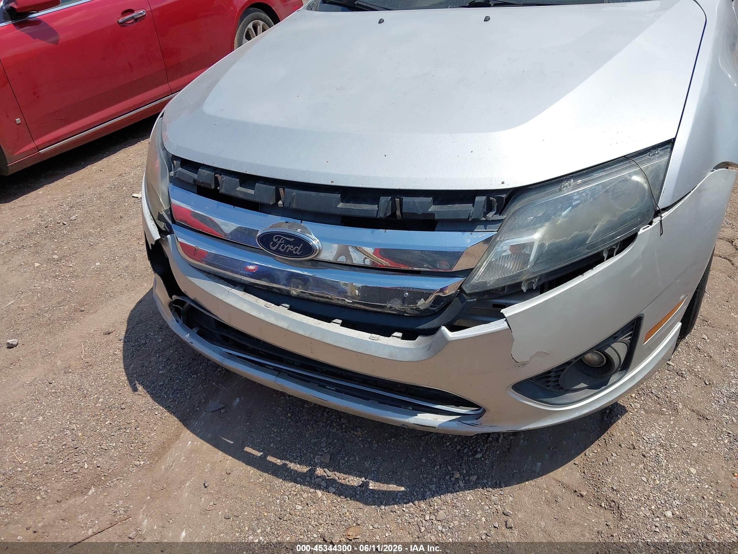 2010 Ford Fusion Se Silver vin: 3FAHP0HA7AR235675