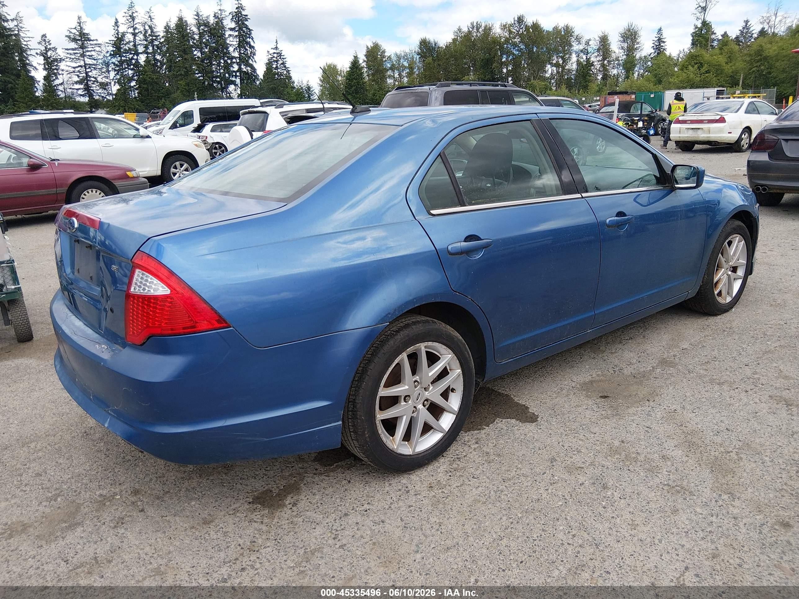 2010 Ford Fusion Se Blue vin: 3FAHP0HA7AR252265