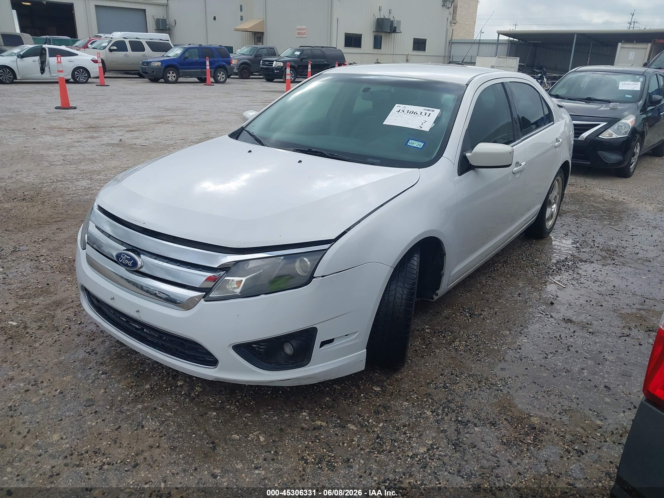 2010 Ford Fusion Se Белый vin: 3FAHP0HA7AR292037